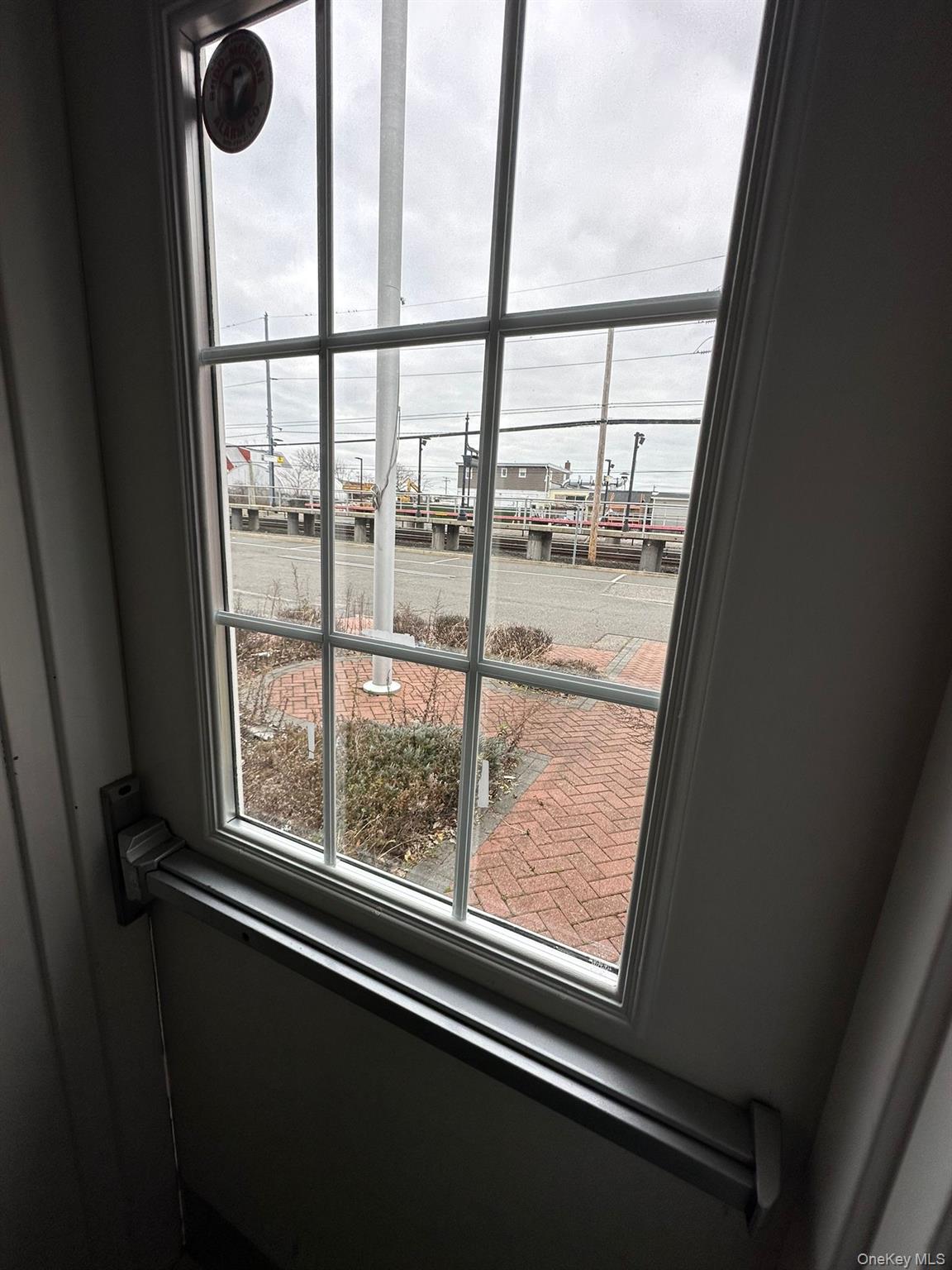 25 Nassau Lane
