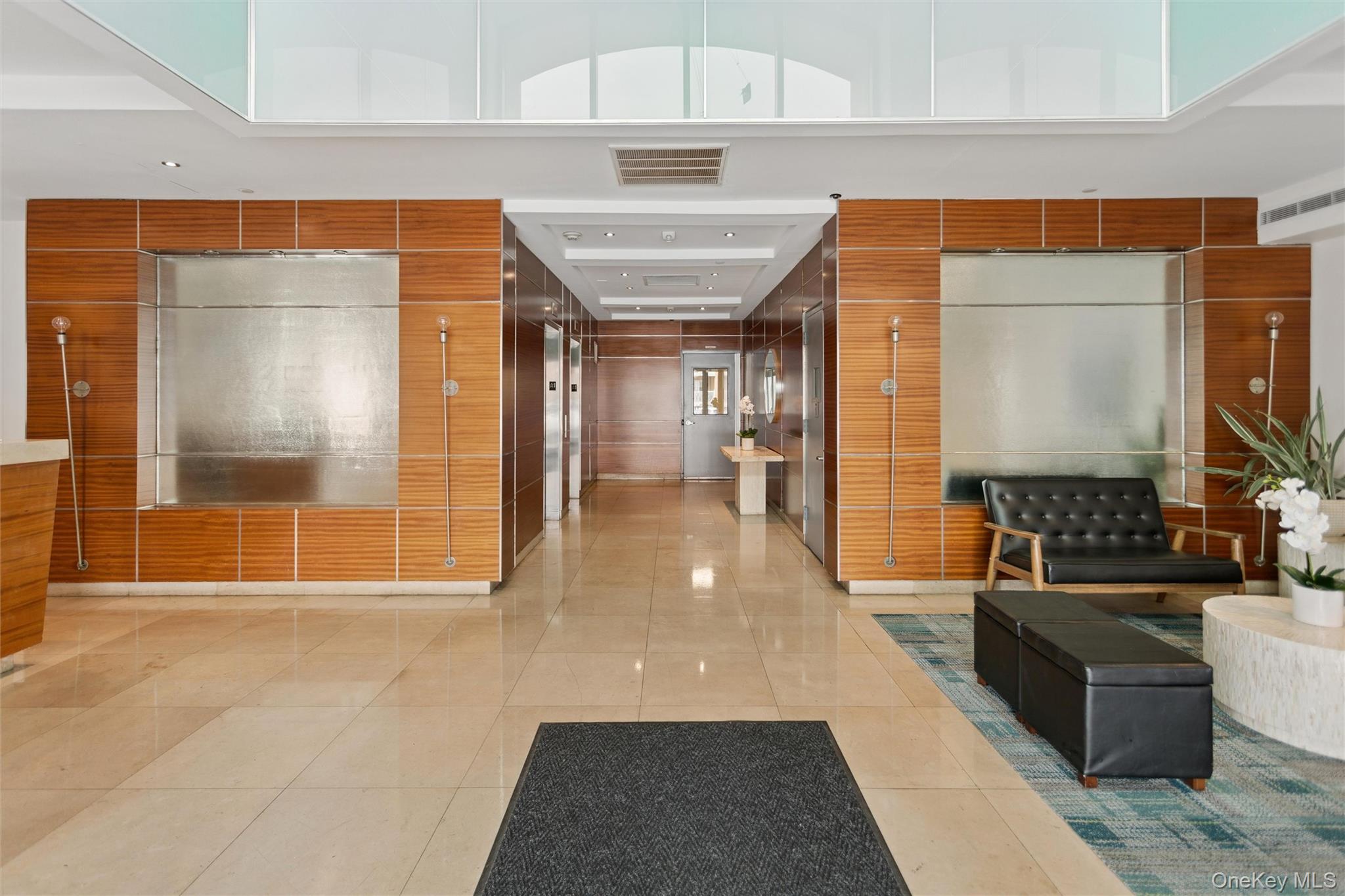 260 W Broadway Unit: 7A