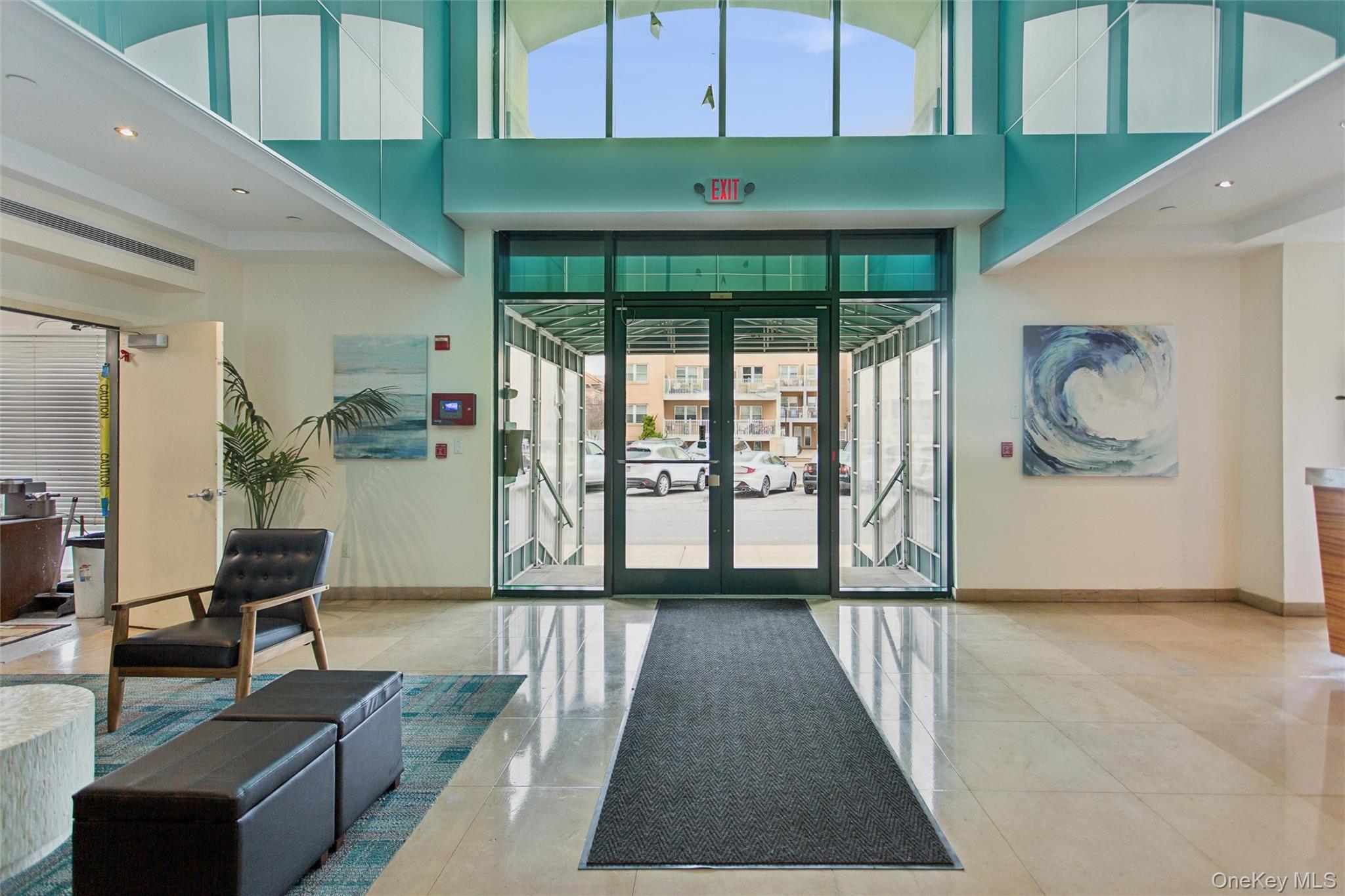 260 W Broadway Unit: 7A