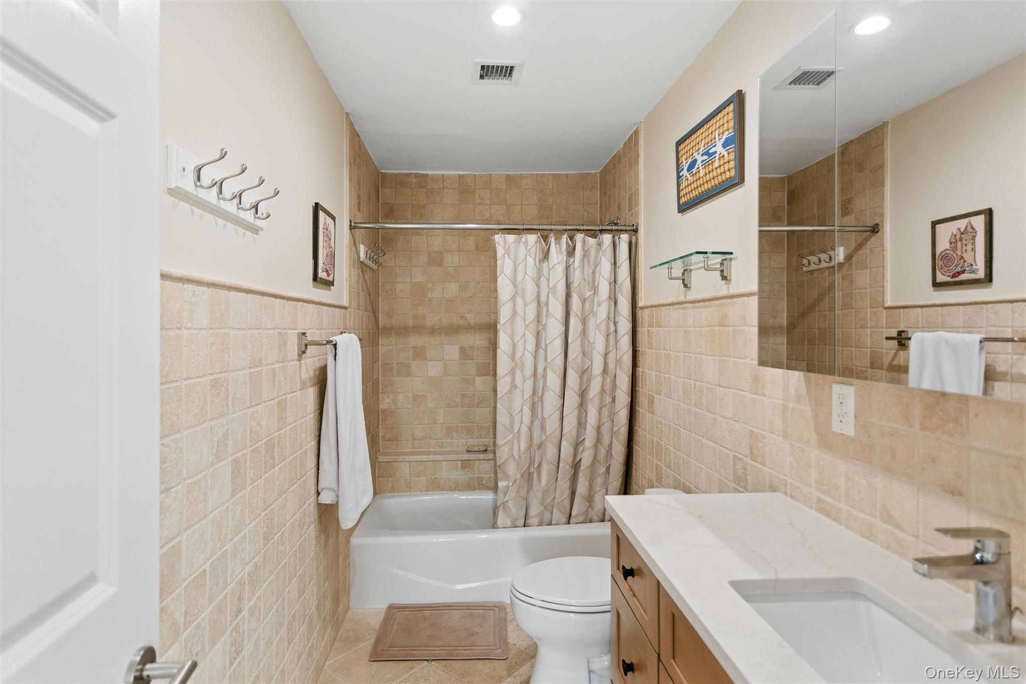 260 W Broadway Unit: 7A