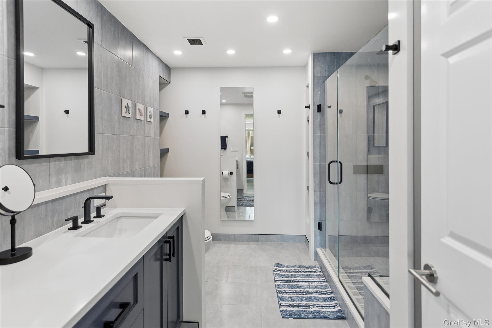 260 W Broadway Unit: 7A