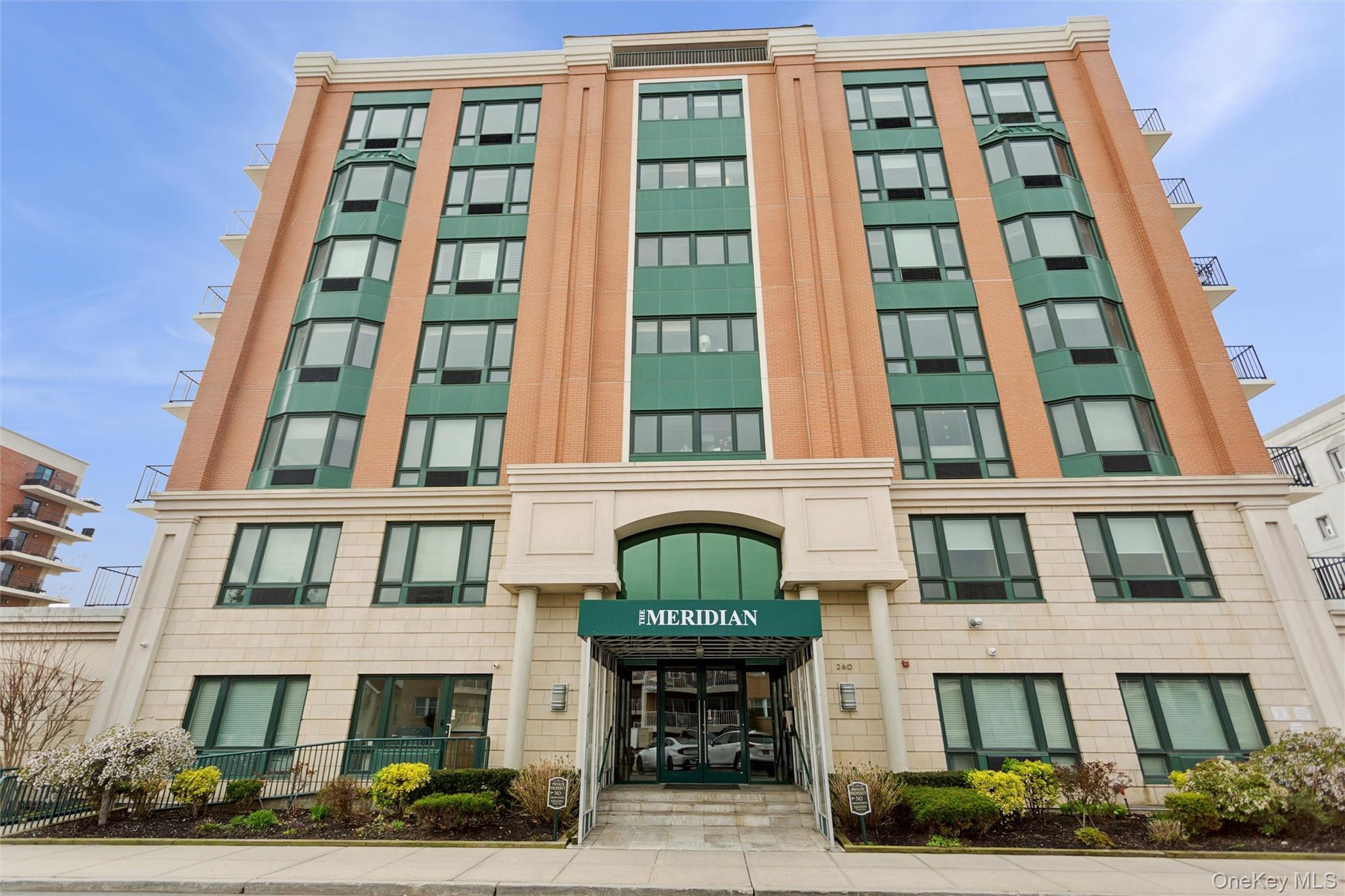 260 W Broadway Unit: 7A
