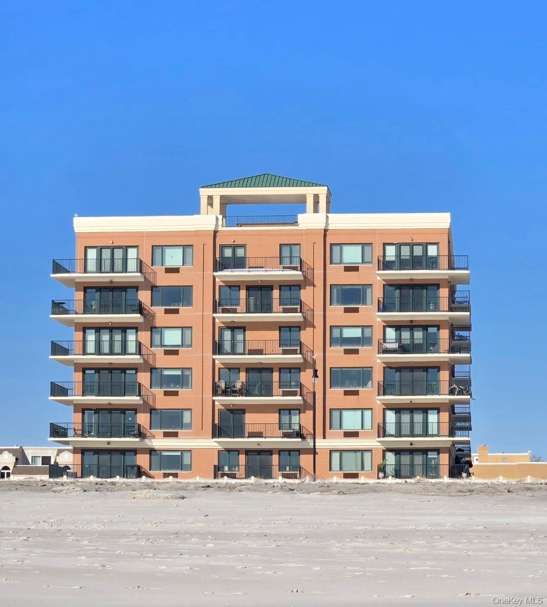 260 W Broadway Unit: 7A