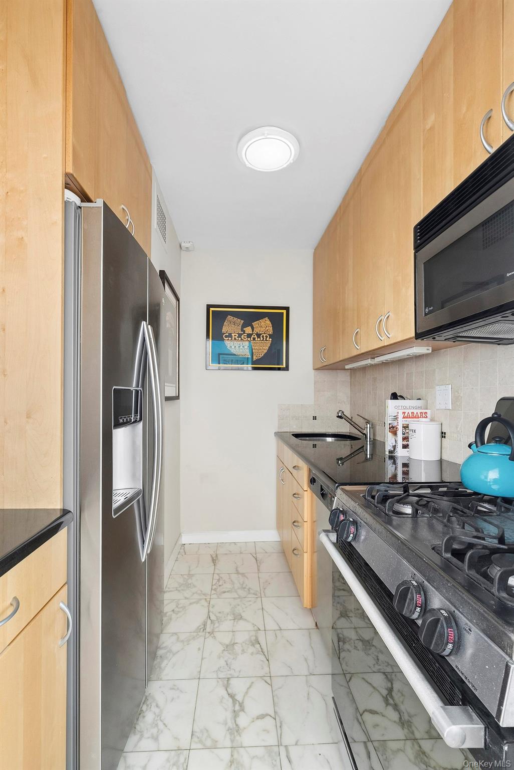 130 E 18th Street Unit: 10V