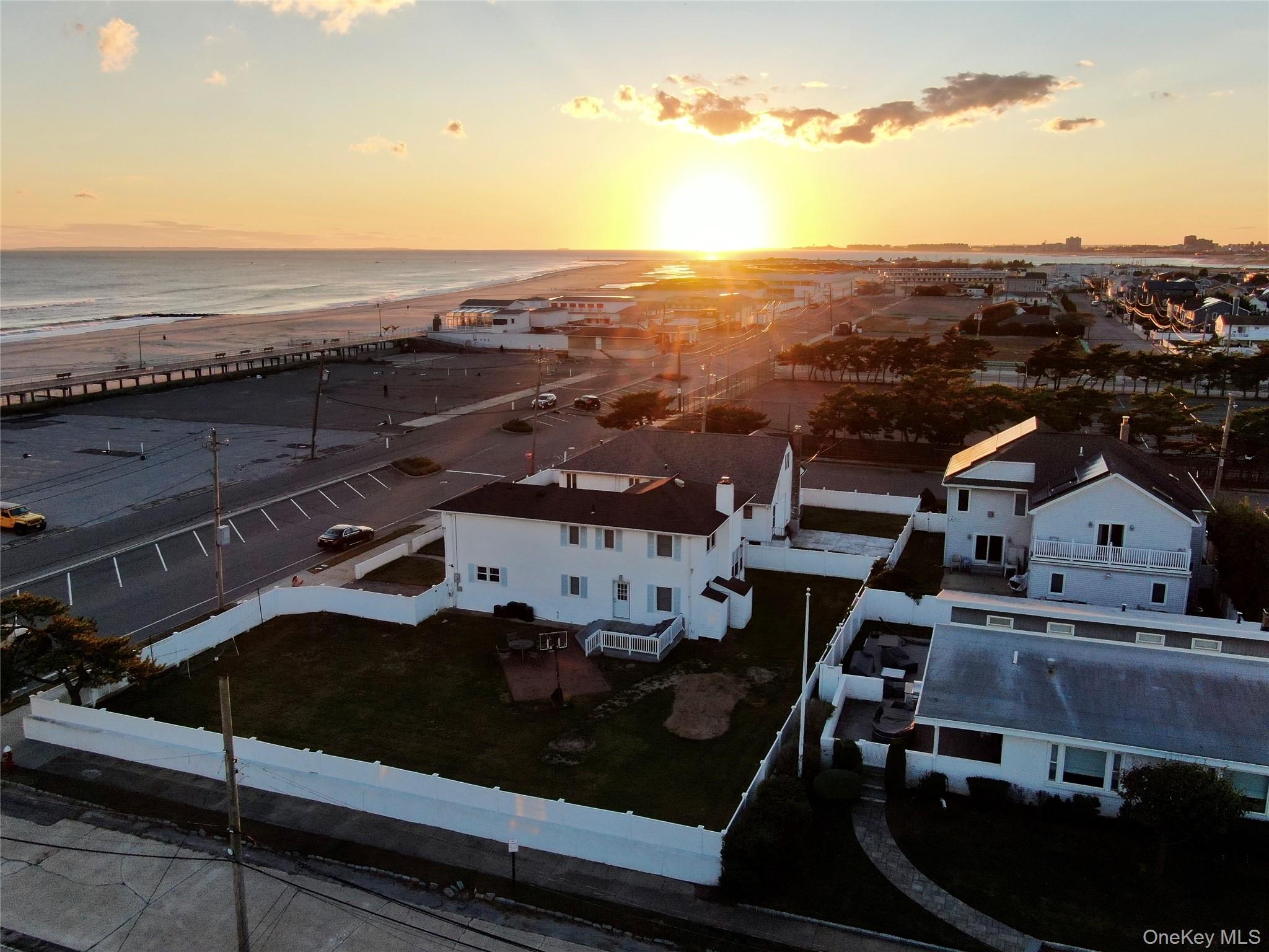2000 Ocean Boulevard