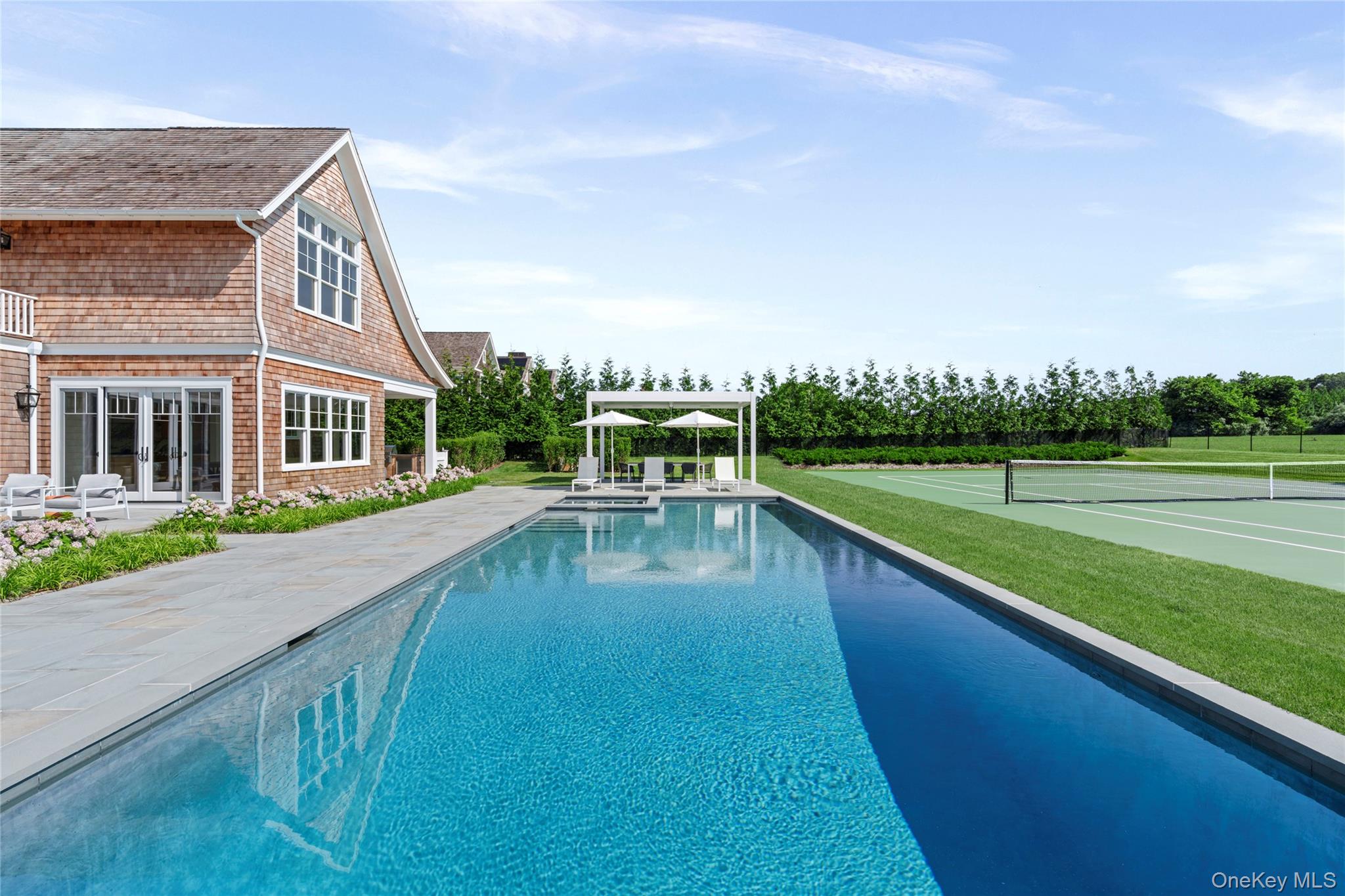 450 Seven Ponds Towd Road