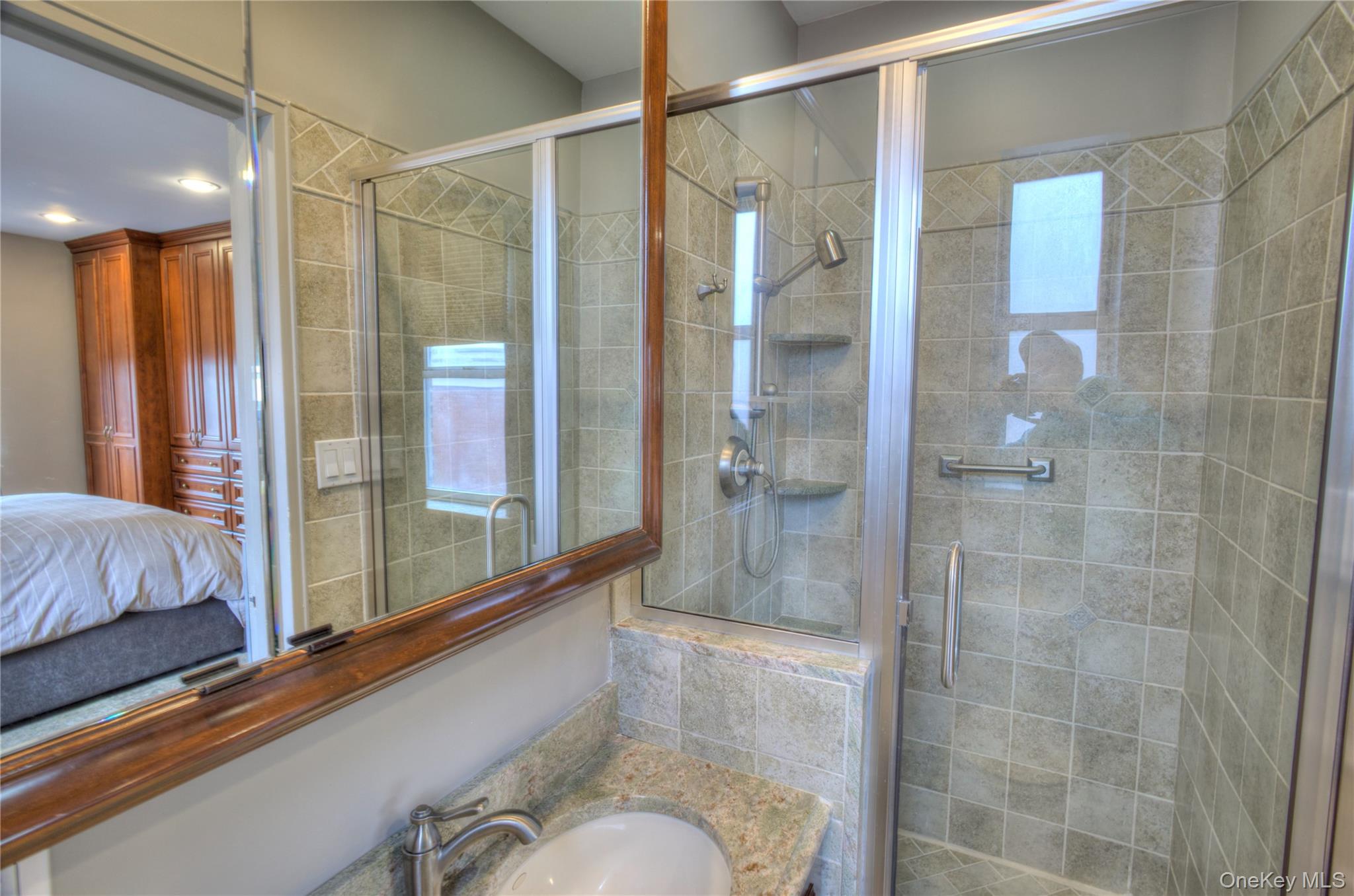 75 S Middle Neck Road Unit: 4-G