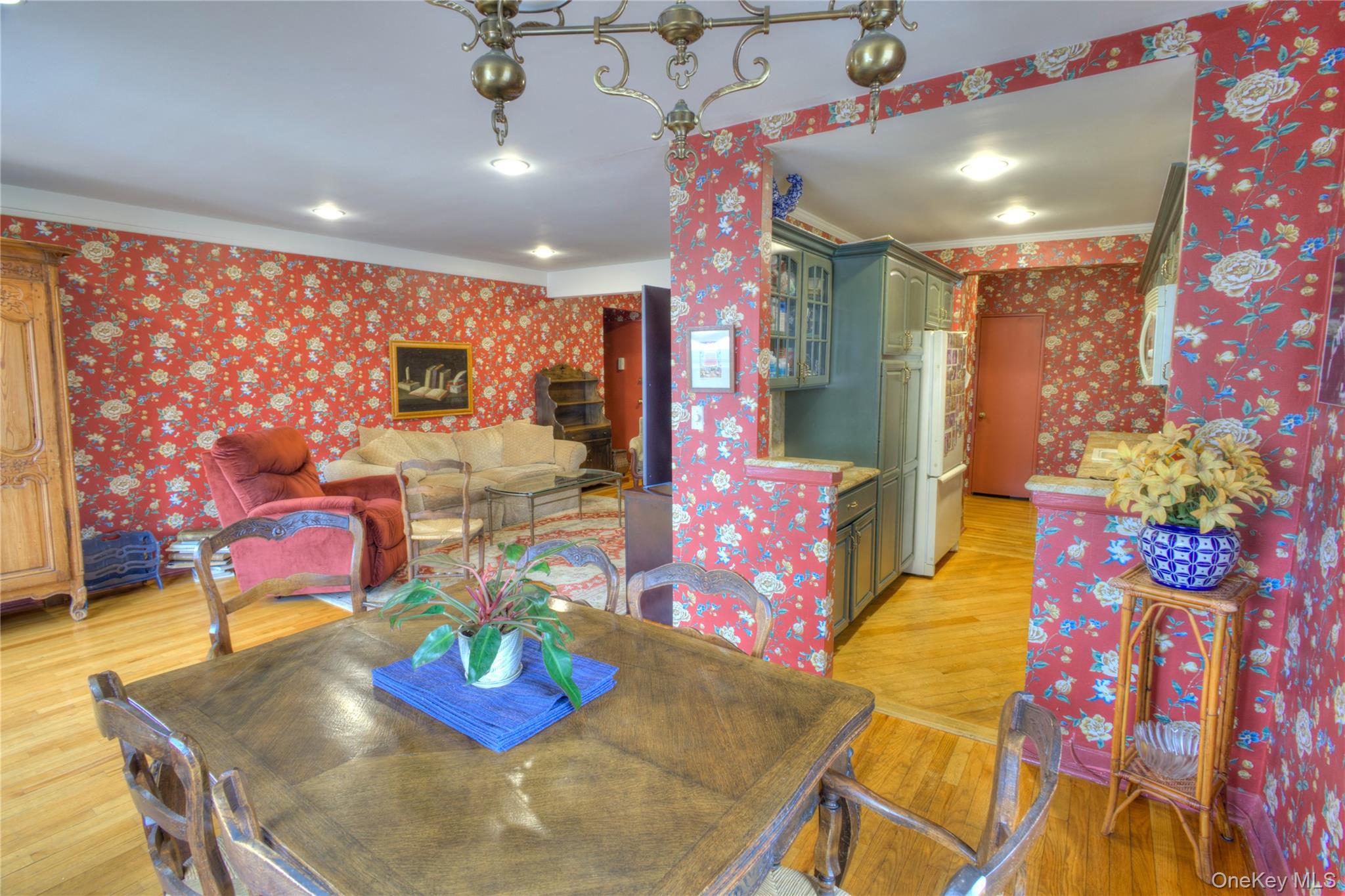 75 S Middle Neck Road Unit: 4-G