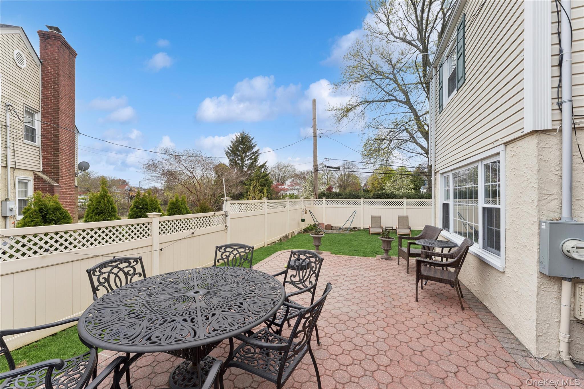 2332 Coventry Road