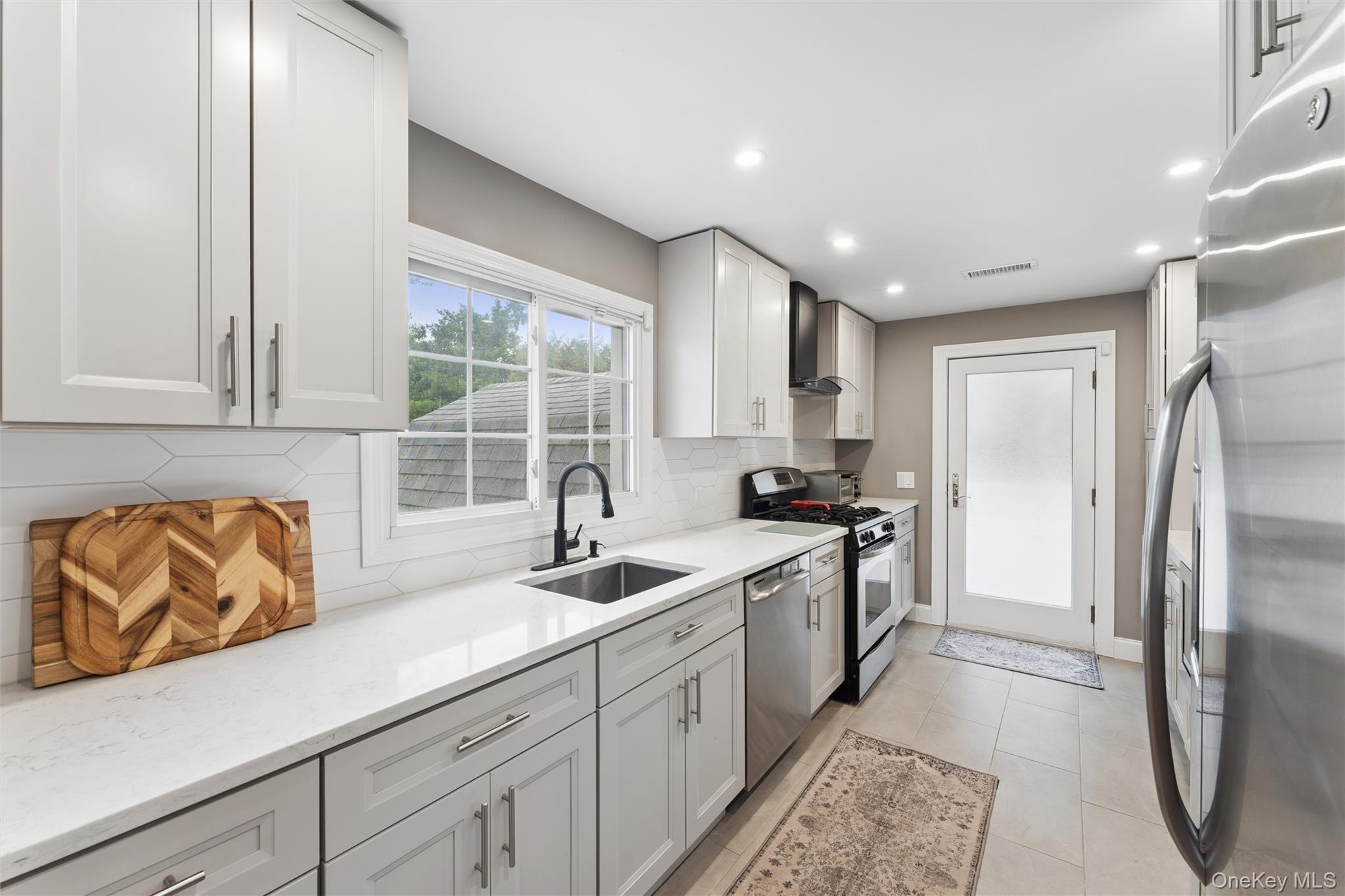 2332 Coventry Road