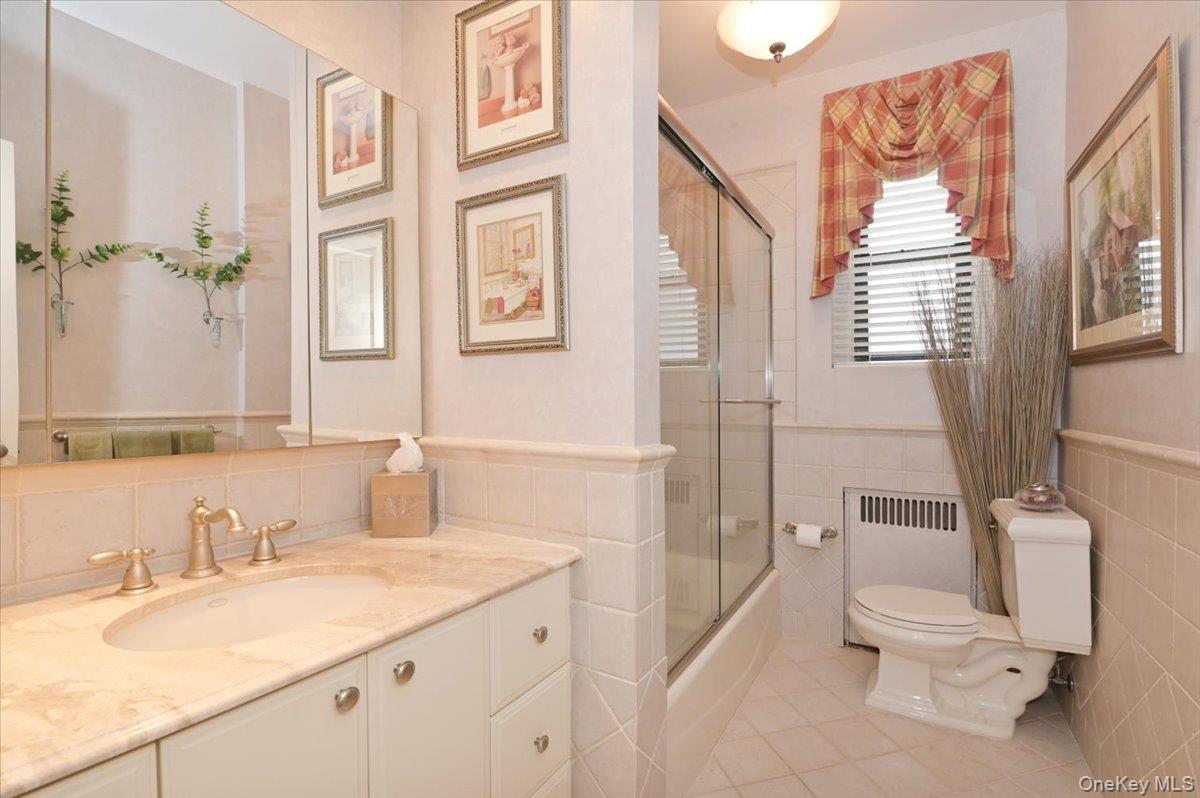 21 Barstow Road Unit: 6-L