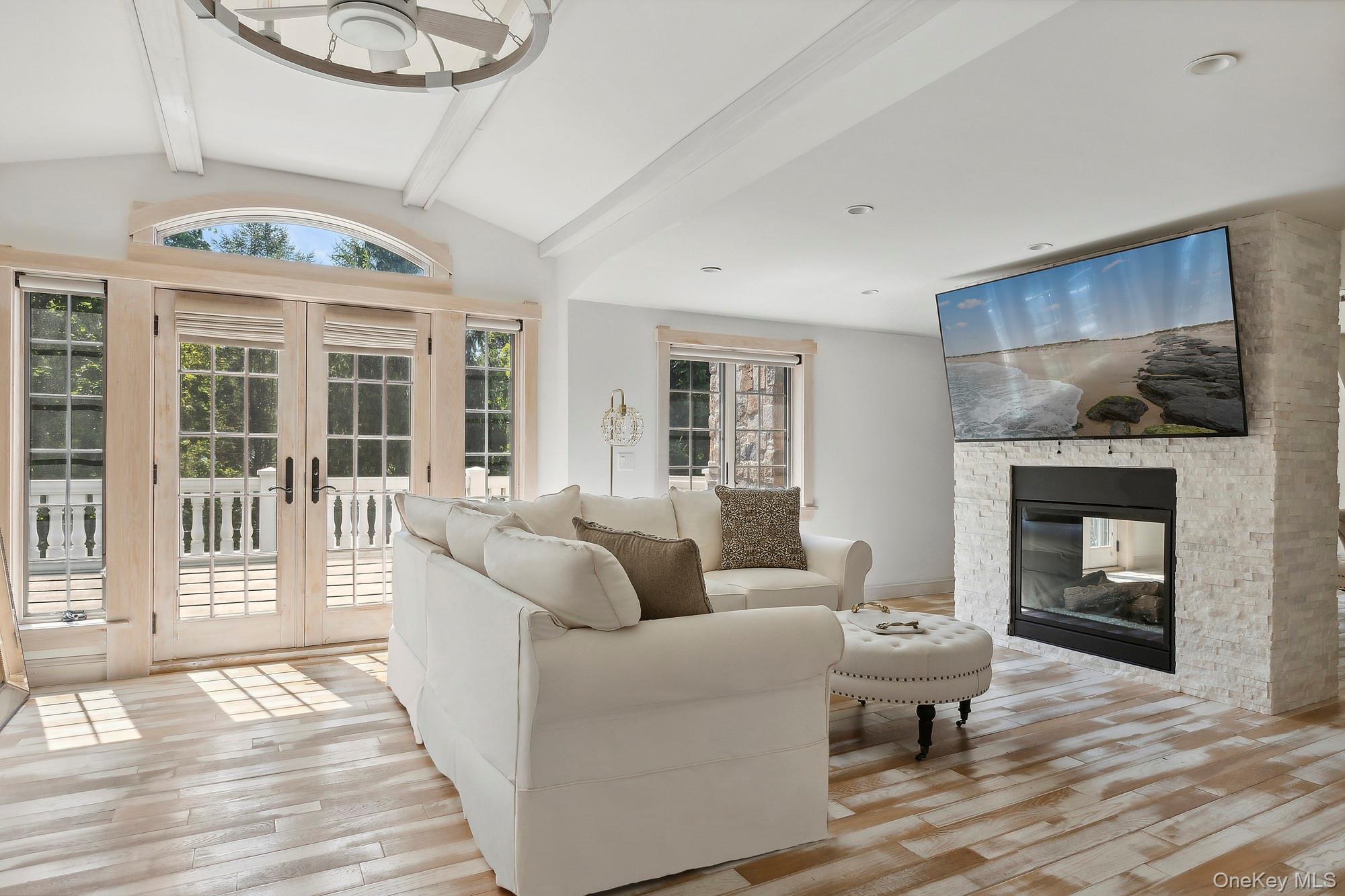 91 Crescent Beach Road