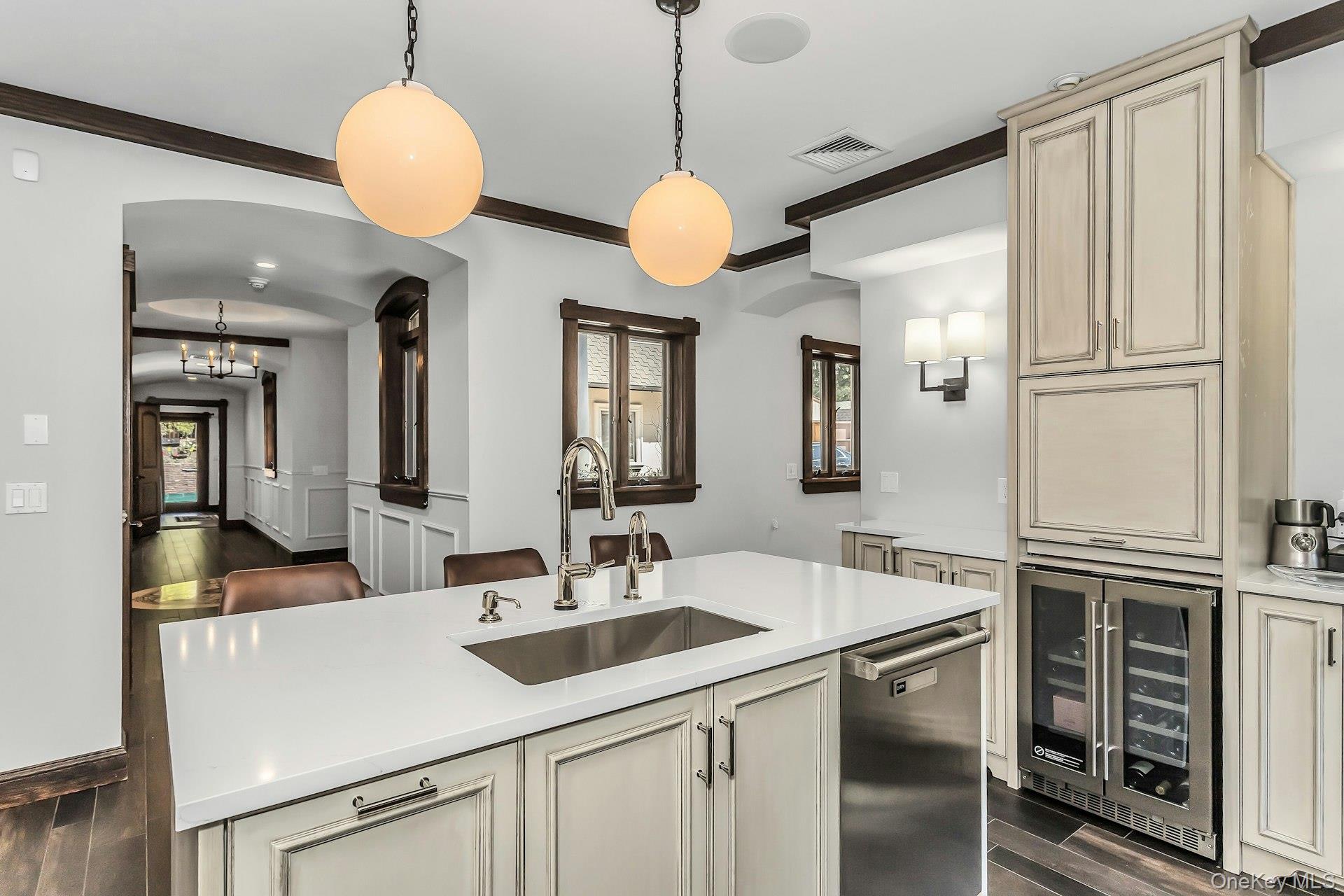 91 Crescent Beach Road