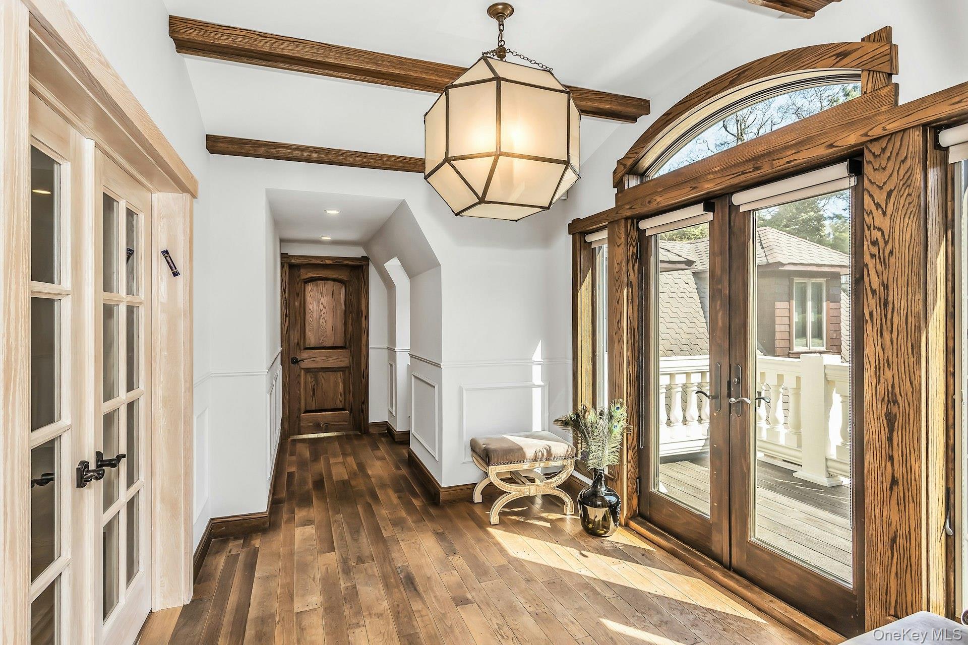 91 Crescent Beach Road