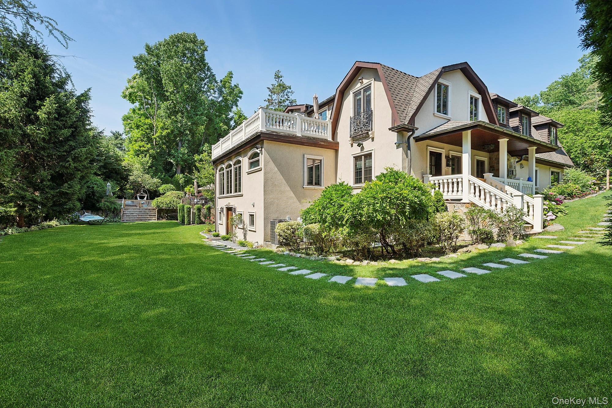 91 Crescent Beach Road