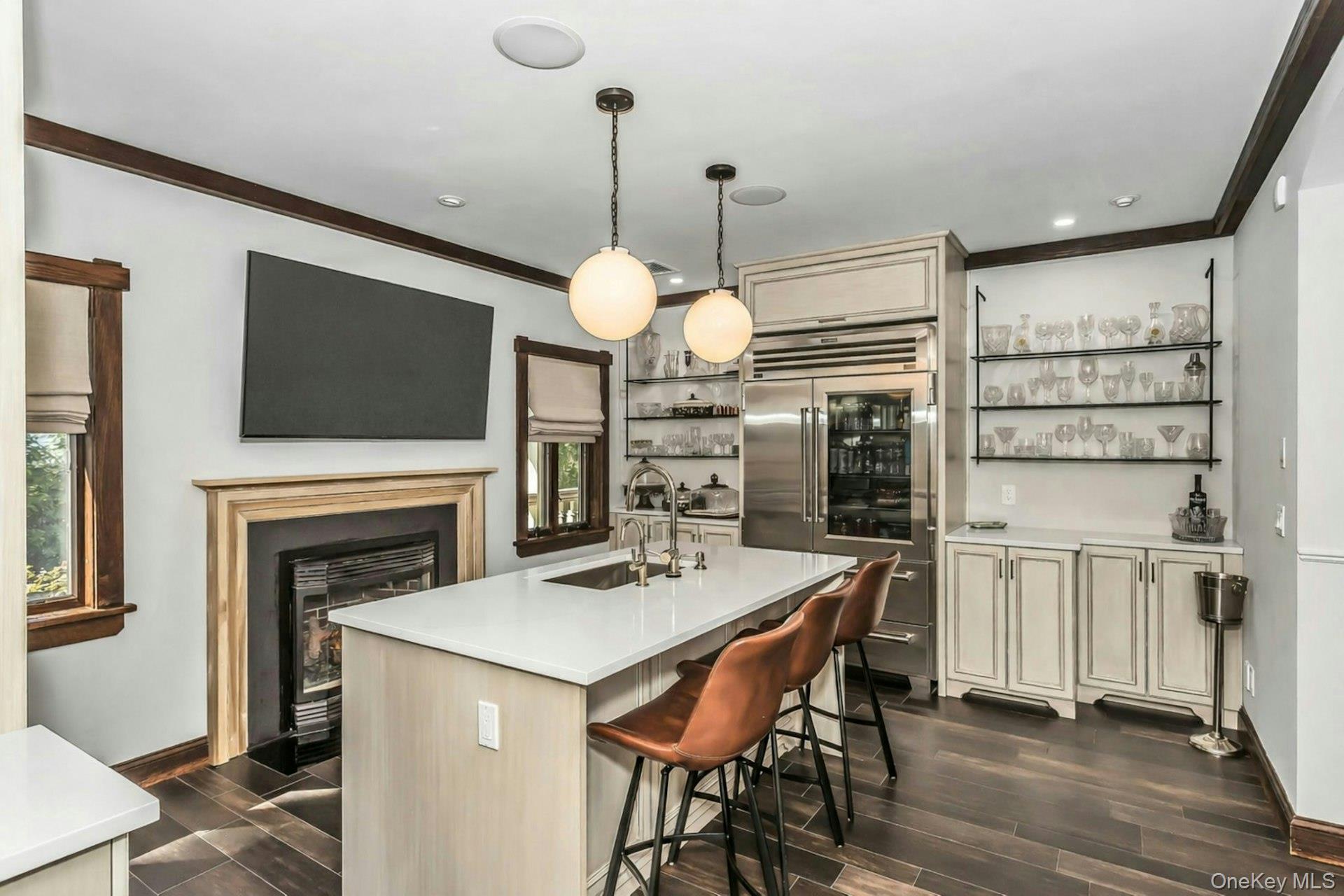 91 Crescent Beach Road