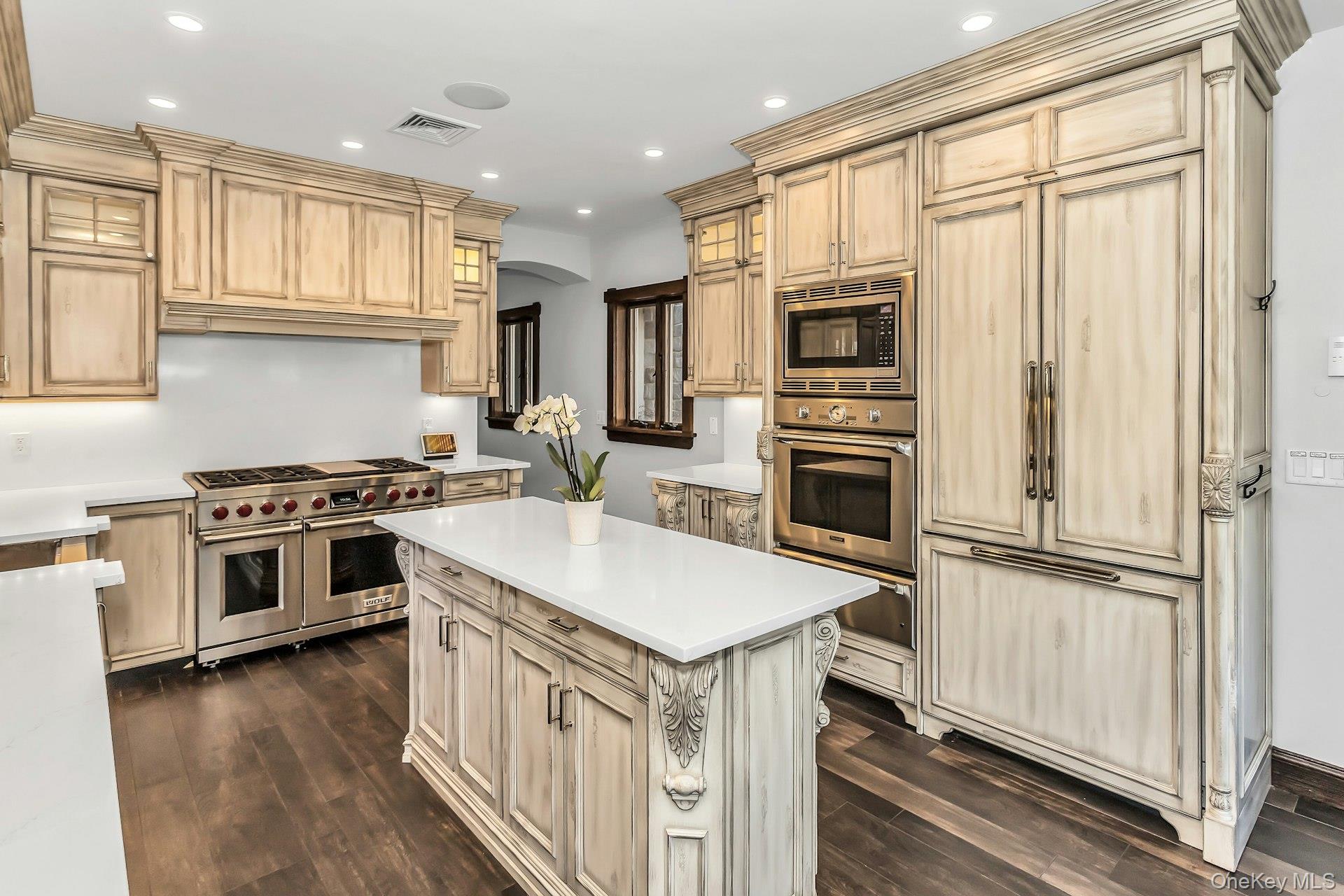 91 Crescent Beach Road