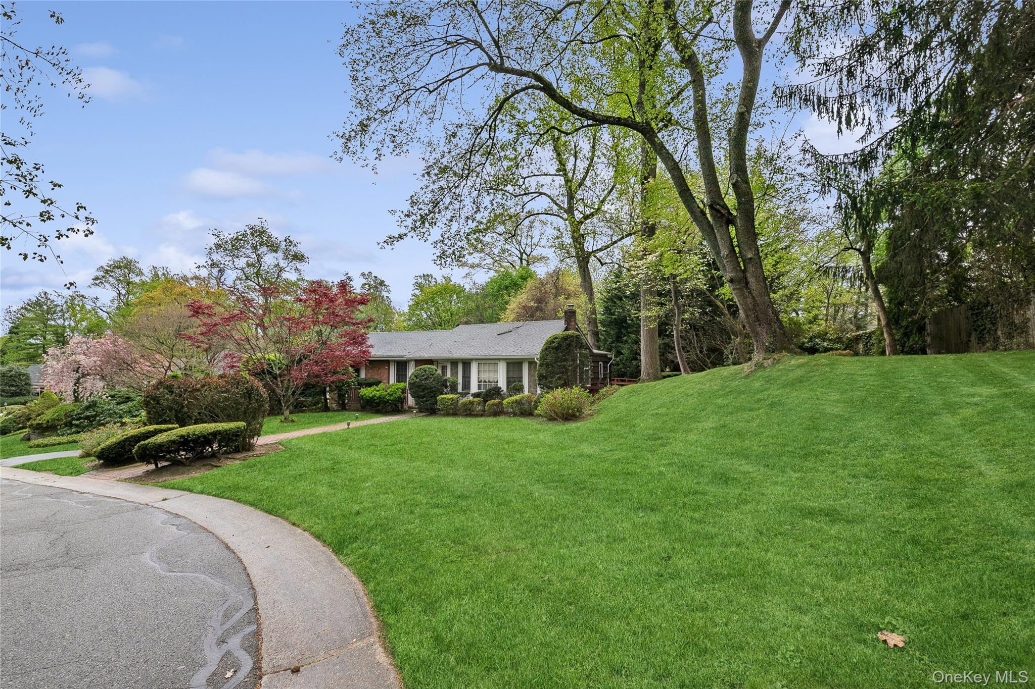 9 Oakwood Circle