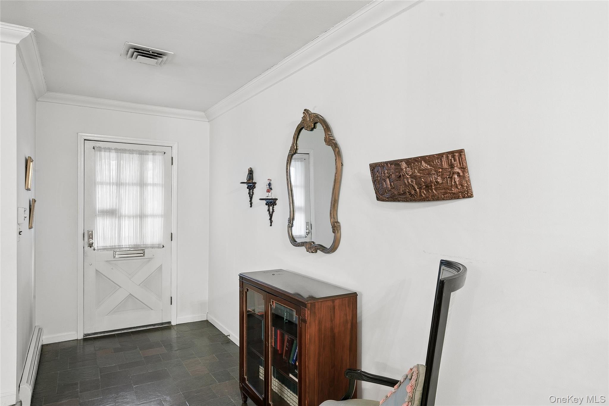 9 Oakwood Circle