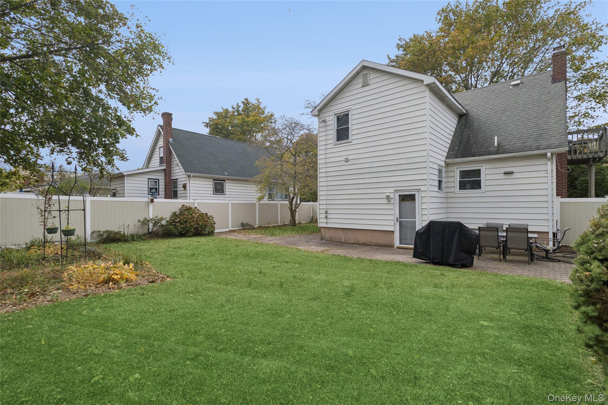 215 Hallock Landing Road