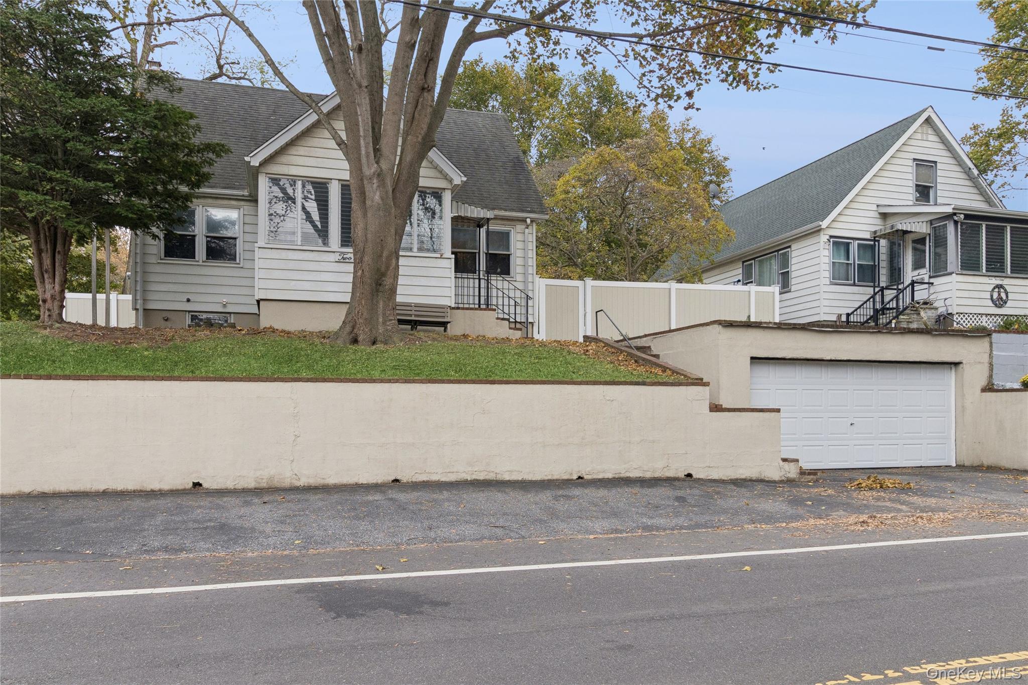 215 Hallock Landing Road