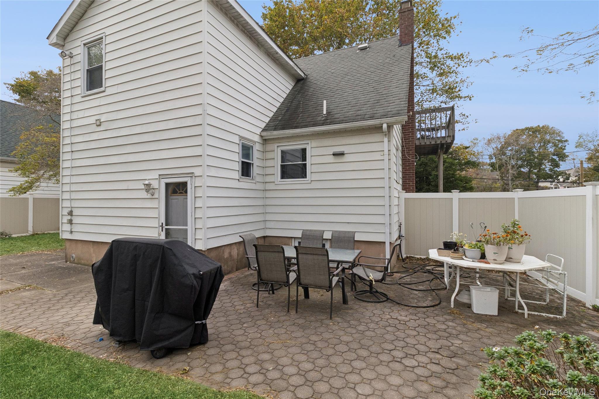 215 Hallock Landing Road