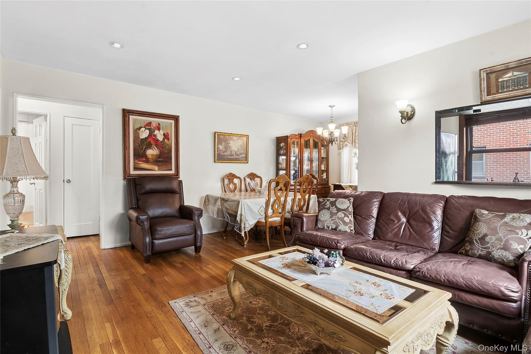 1640 160th Street Unit: 6113