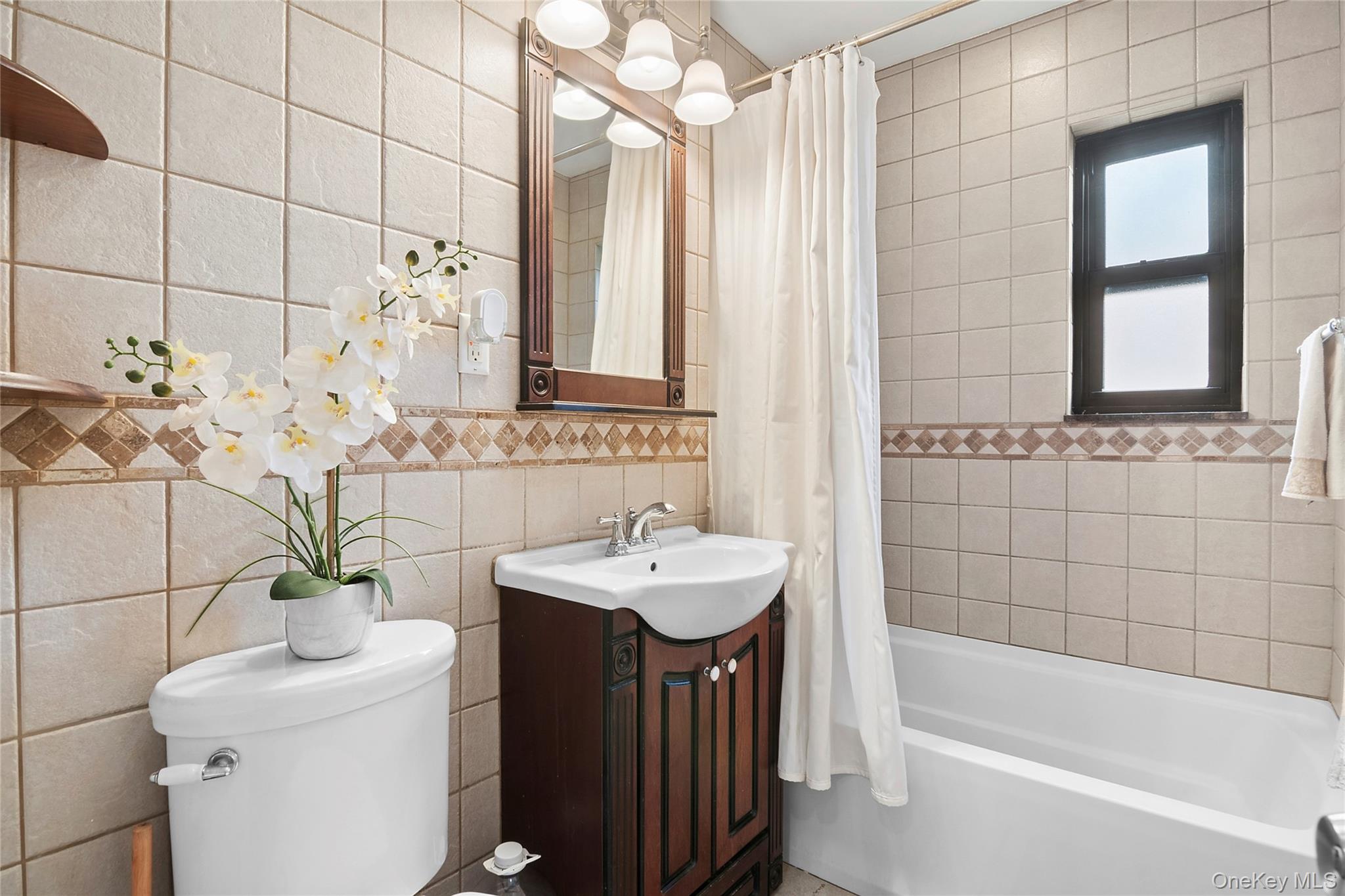 1640 160th Street Unit: 6113
