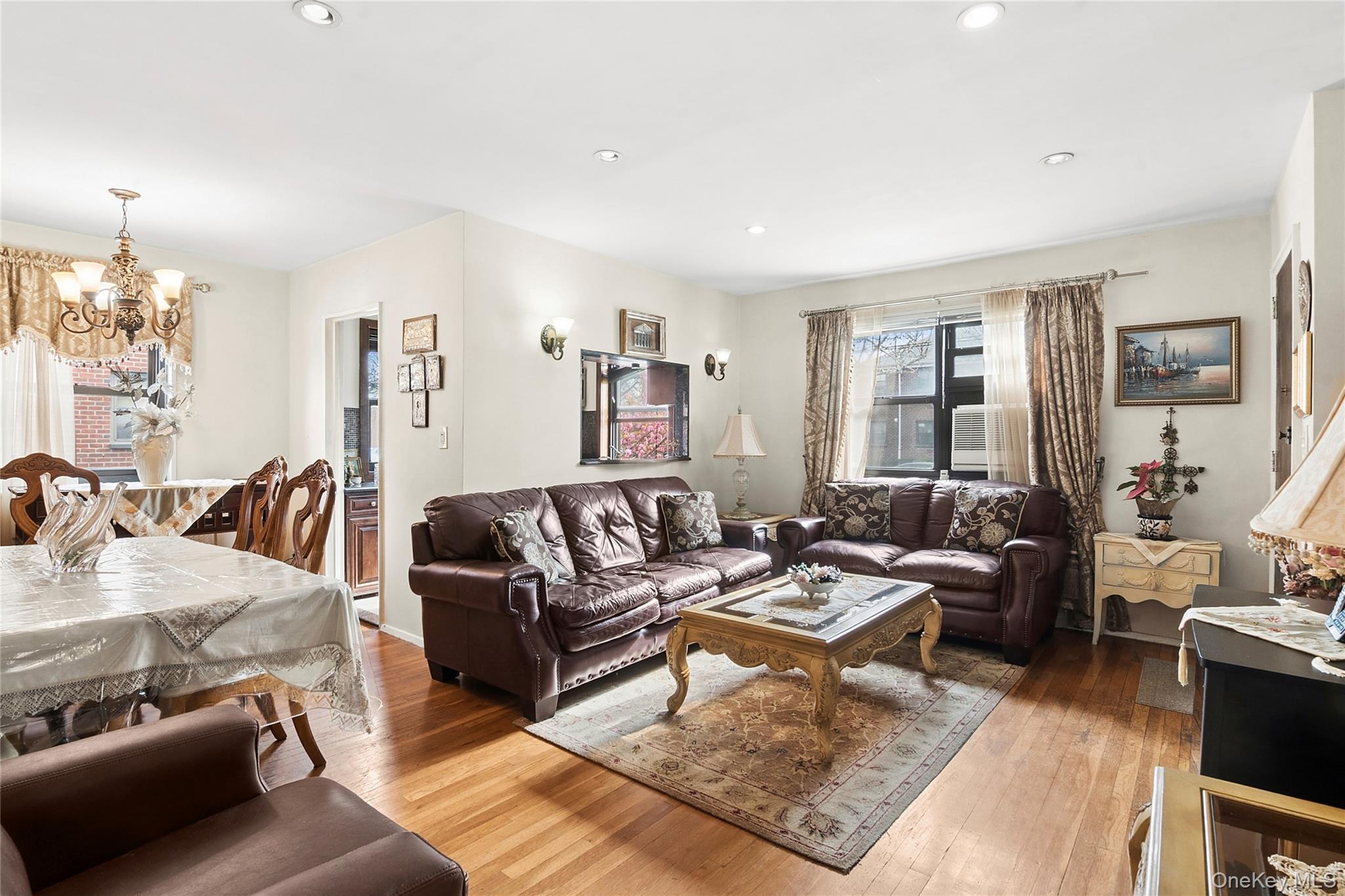 1640 160th Street Unit: 6113