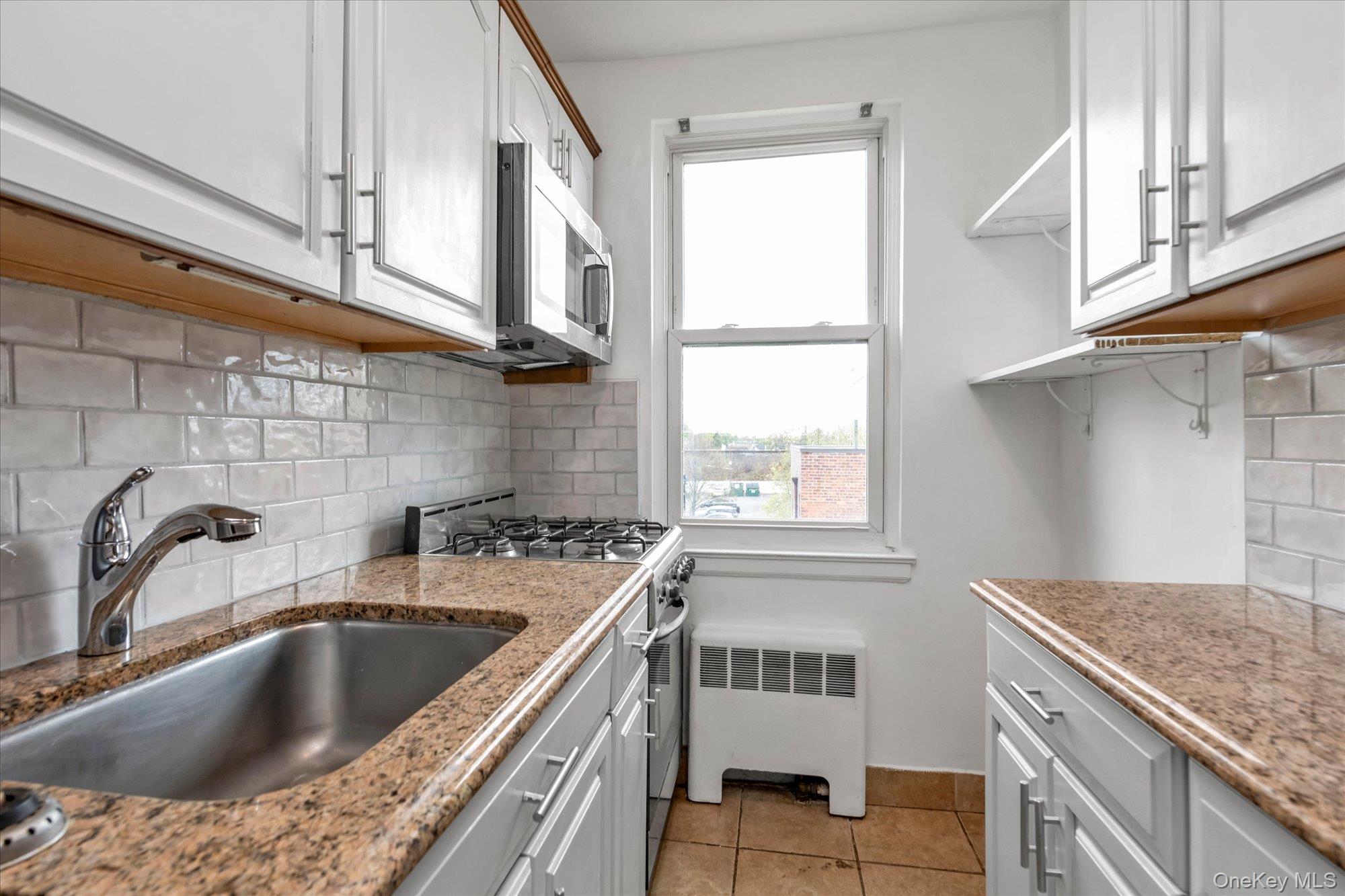 275 Maple Avenue Unit: D6
