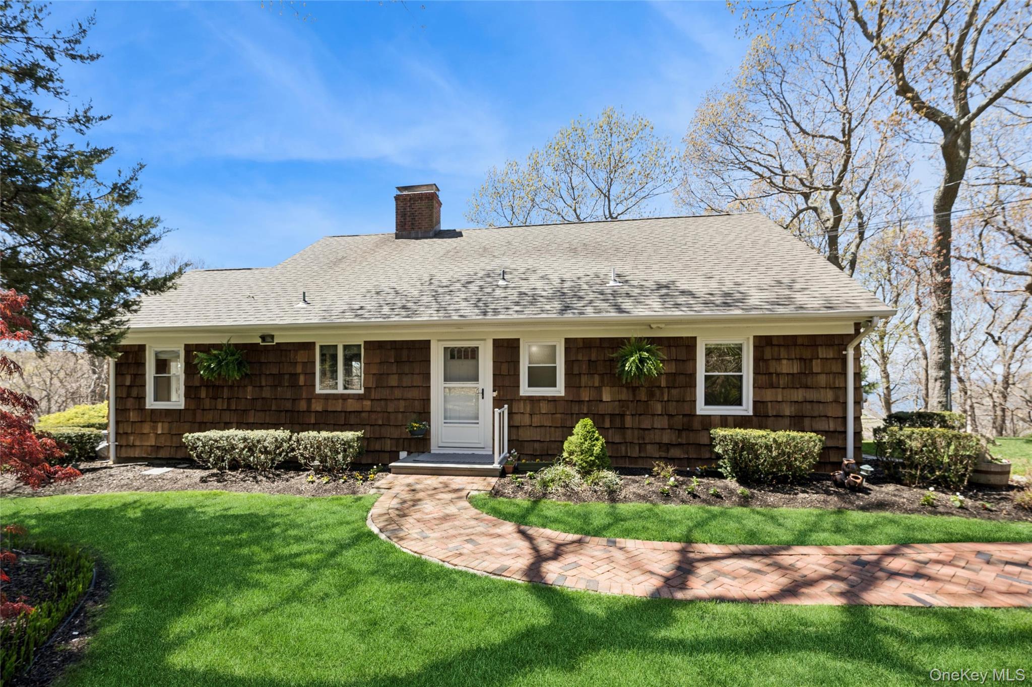 3 Summit Drive