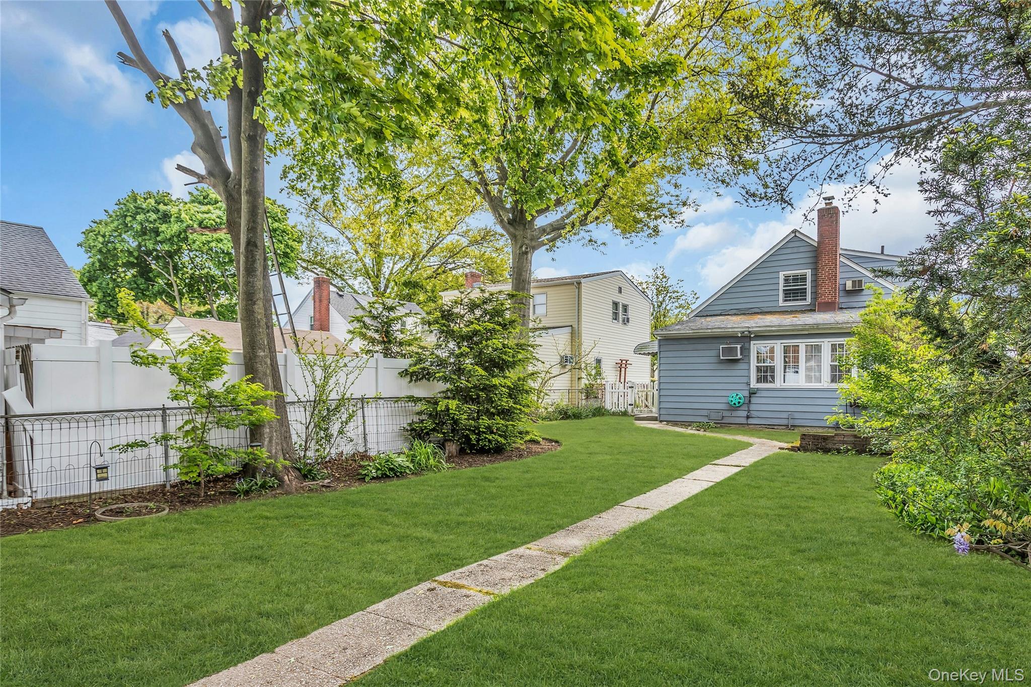 11 Skidmore Place