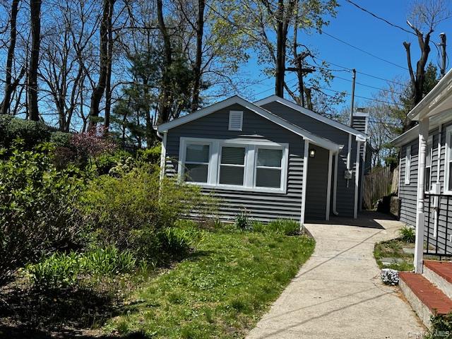 23 West Drive