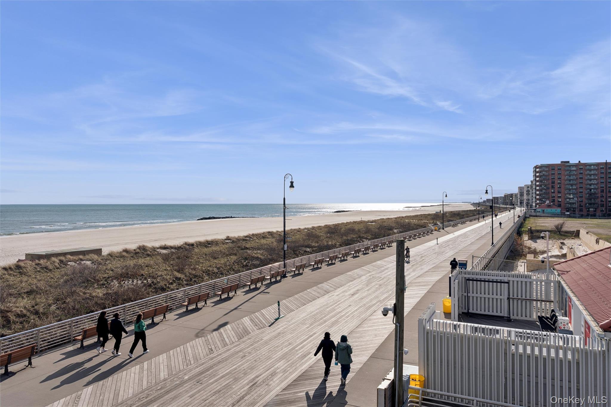 140 Boardwalk Unit: 905