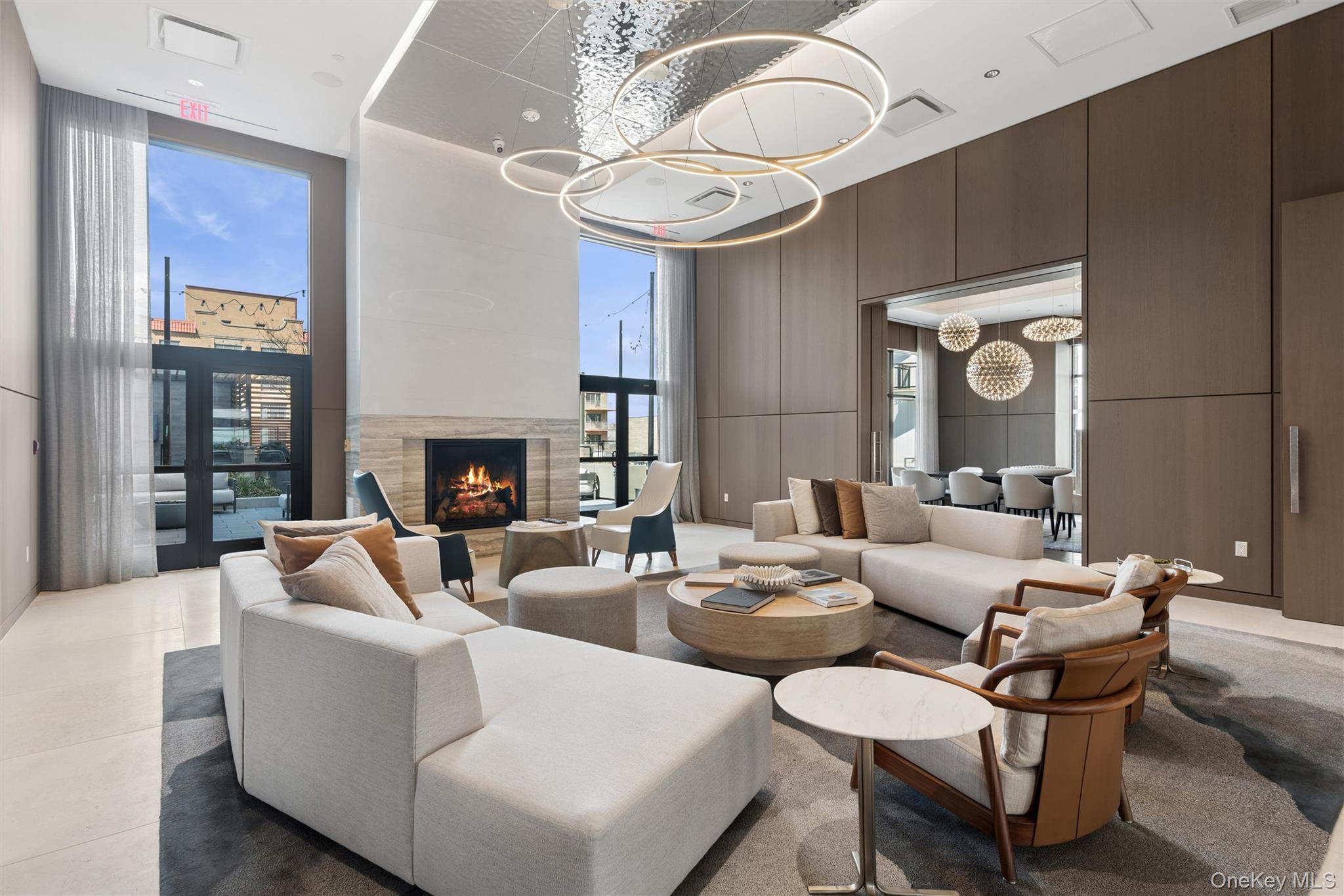 140 Boardwalk Unit: 905