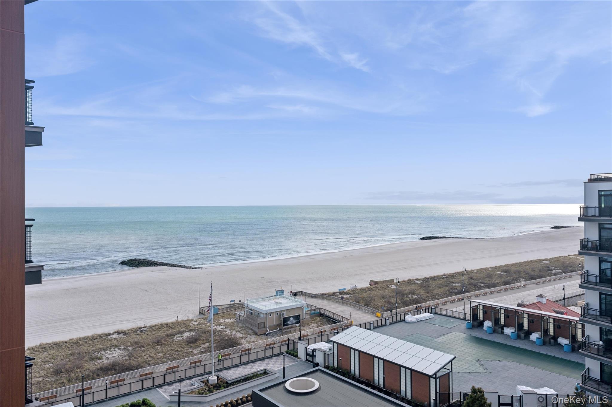 140 Boardwalk Unit: 905