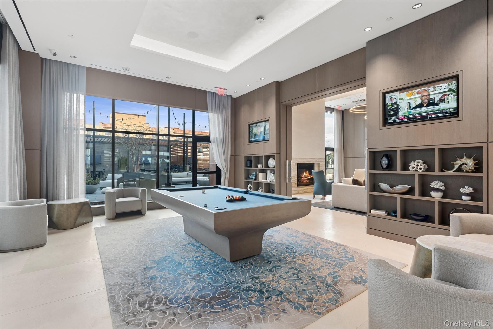 140 Boardwalk Unit: 905