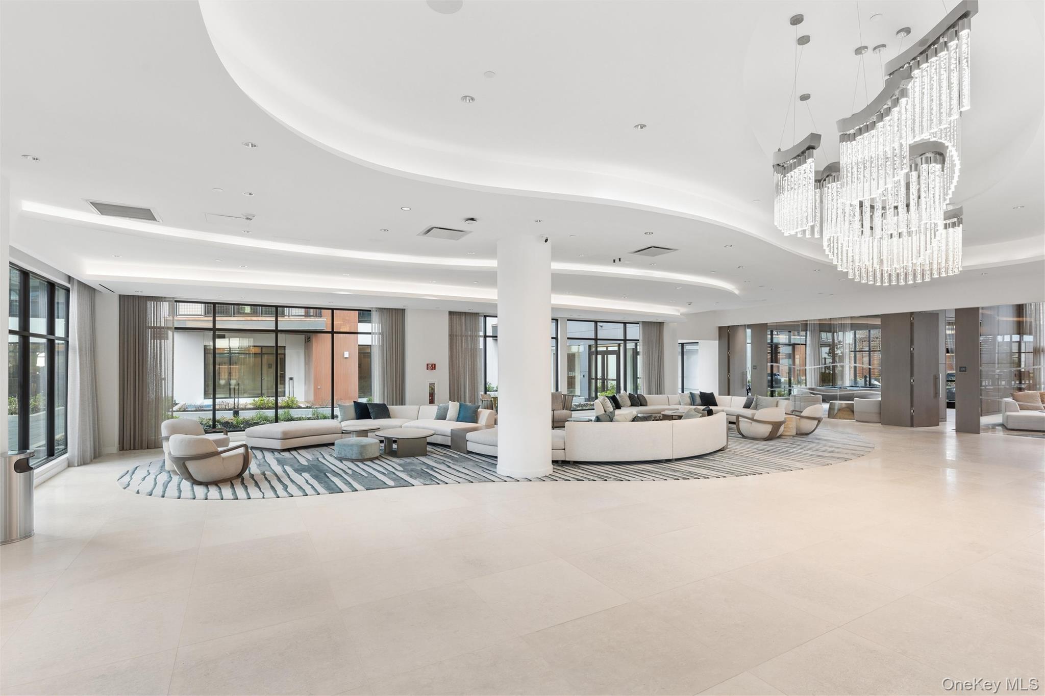140 Boardwalk Unit: 905