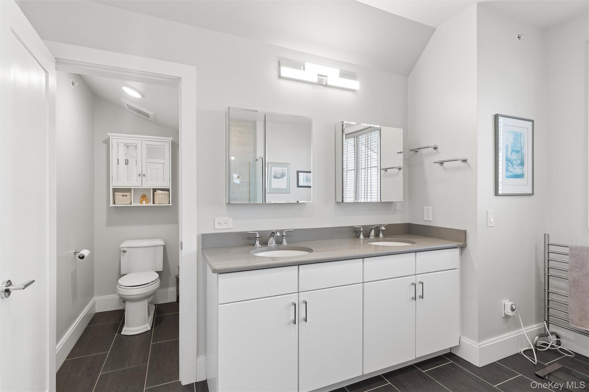 332 Marina Pointe Drive Unit: 332