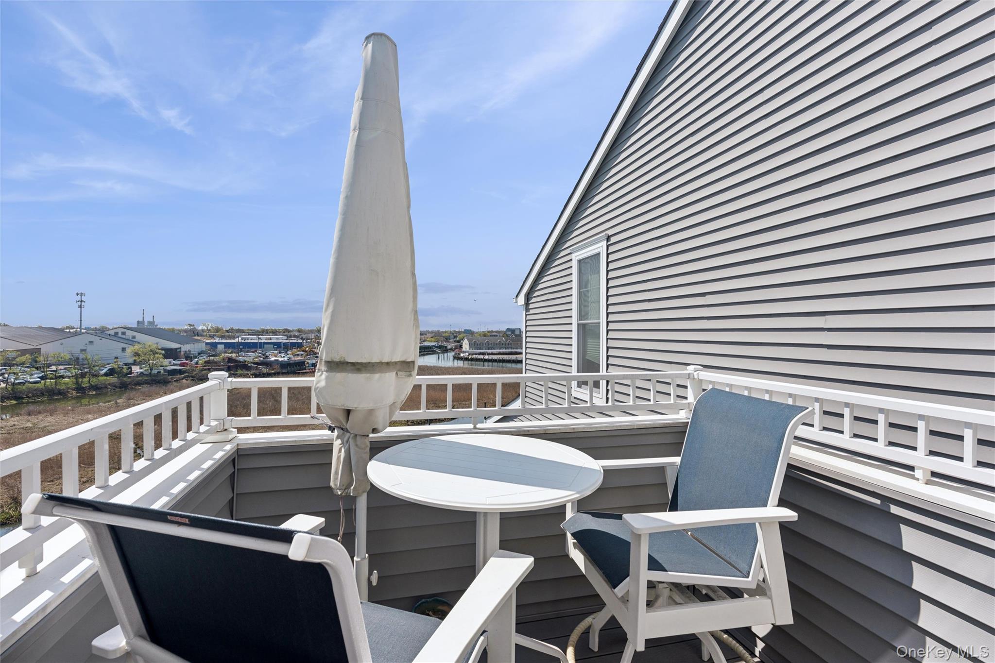 332 Marina Pointe Drive Unit: 332
