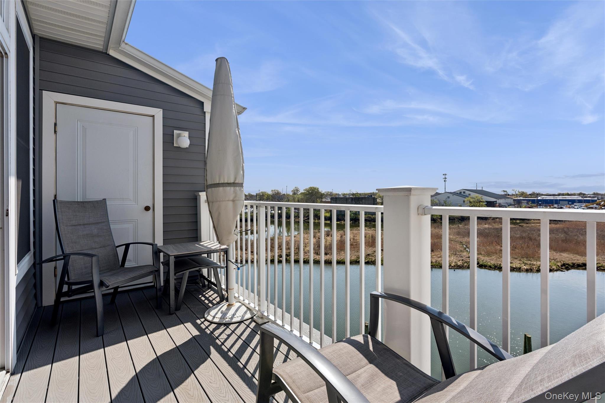 332 Marina Pointe Drive Unit: 332