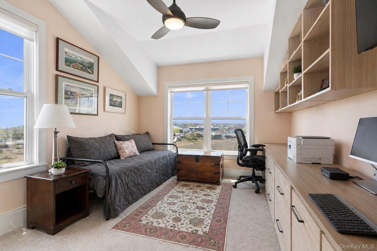 332 Marina Pointe Drive Unit: 332