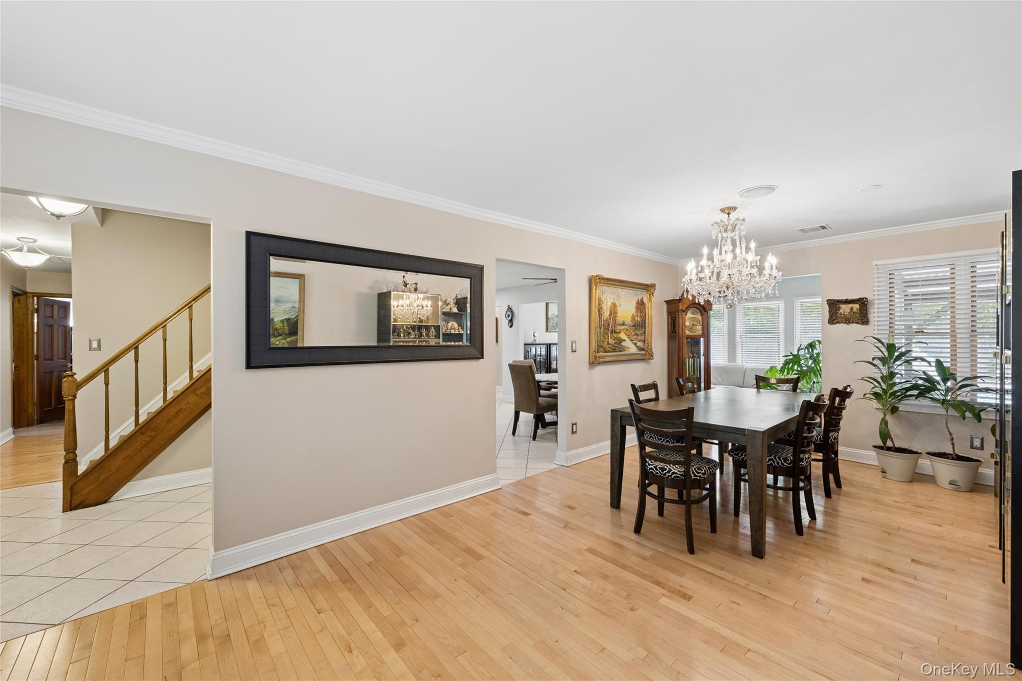 10 Rita Drive
