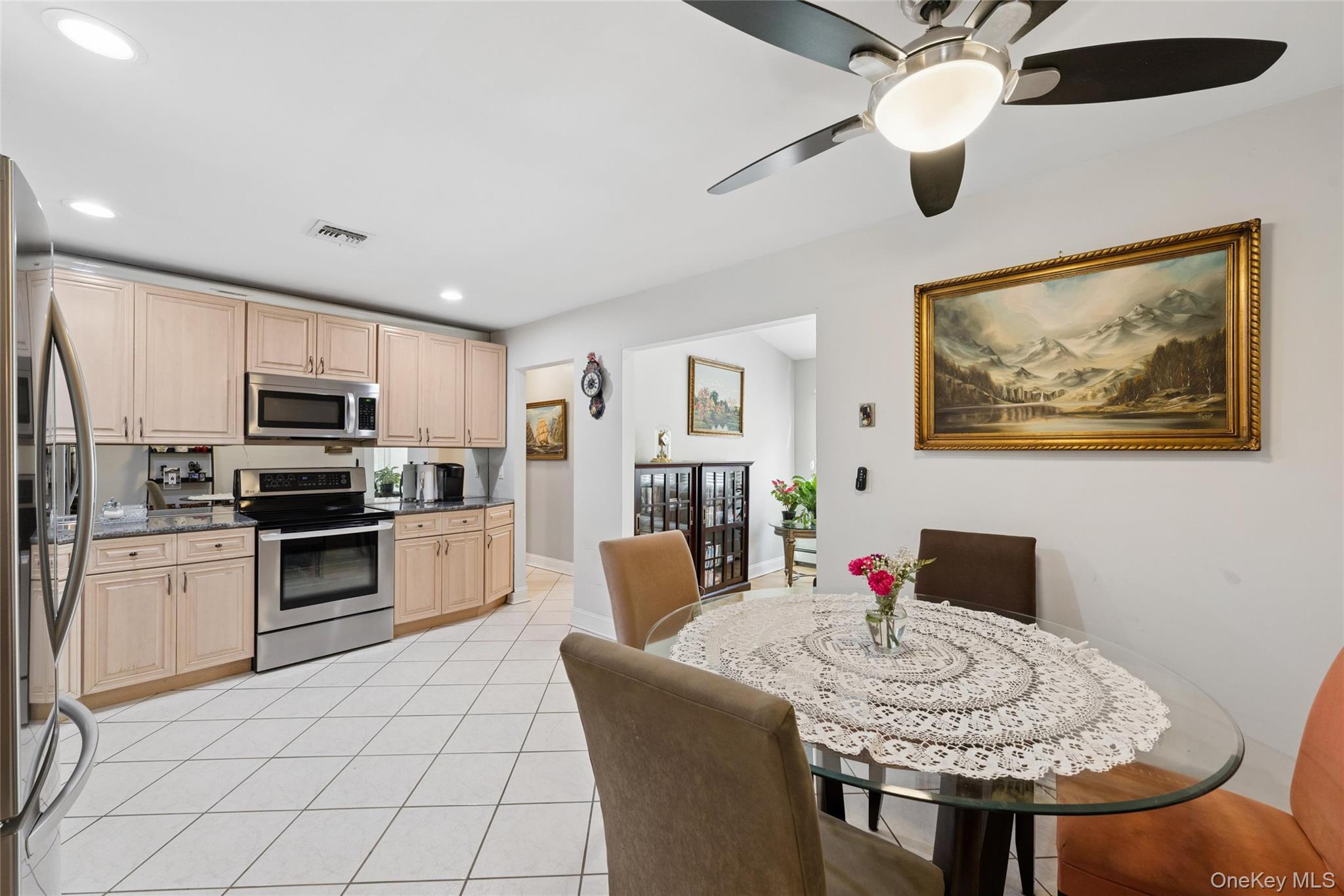 10 Rita Drive