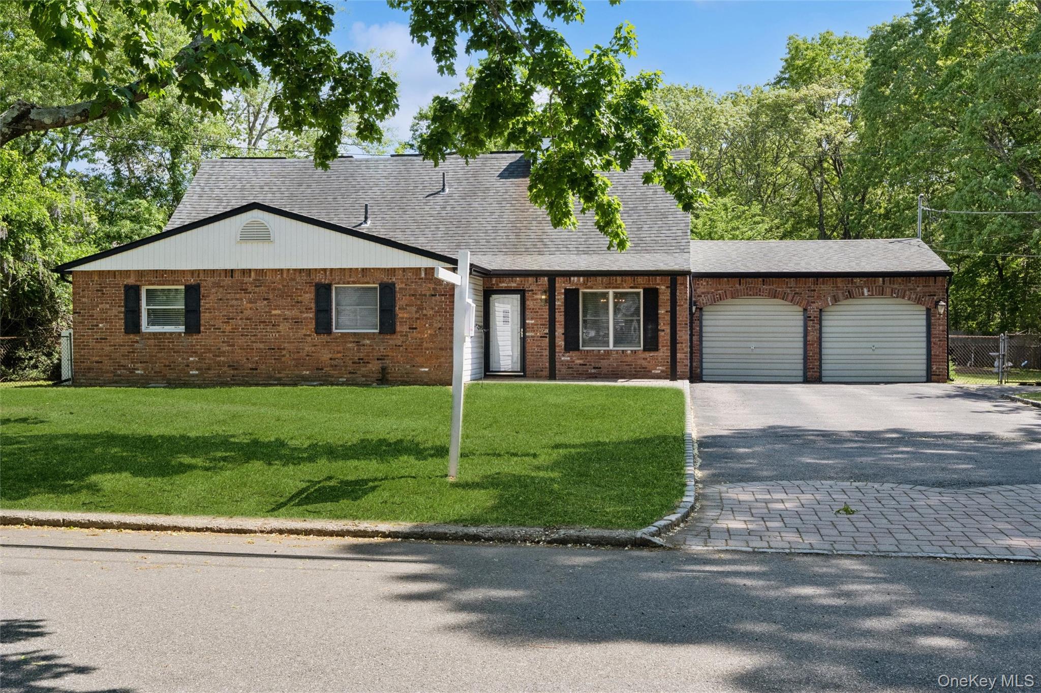 10 Rita Drive