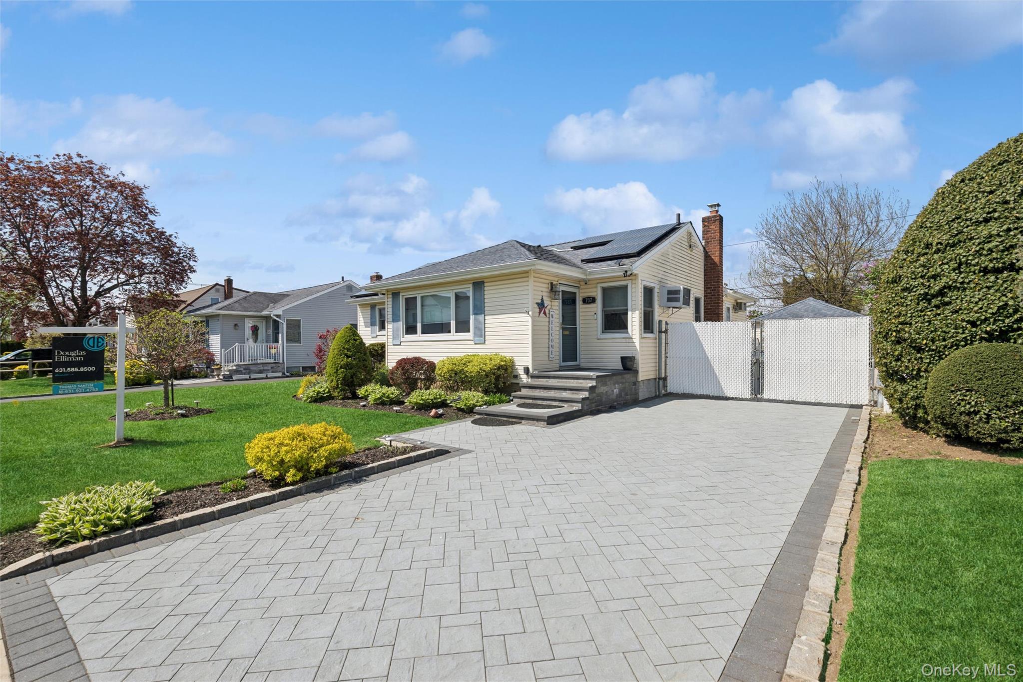 737 Pleasant Avenue