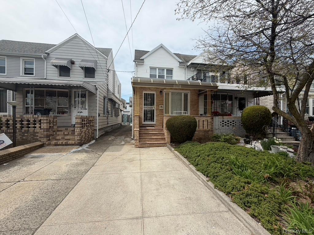 1762 E 37th Street