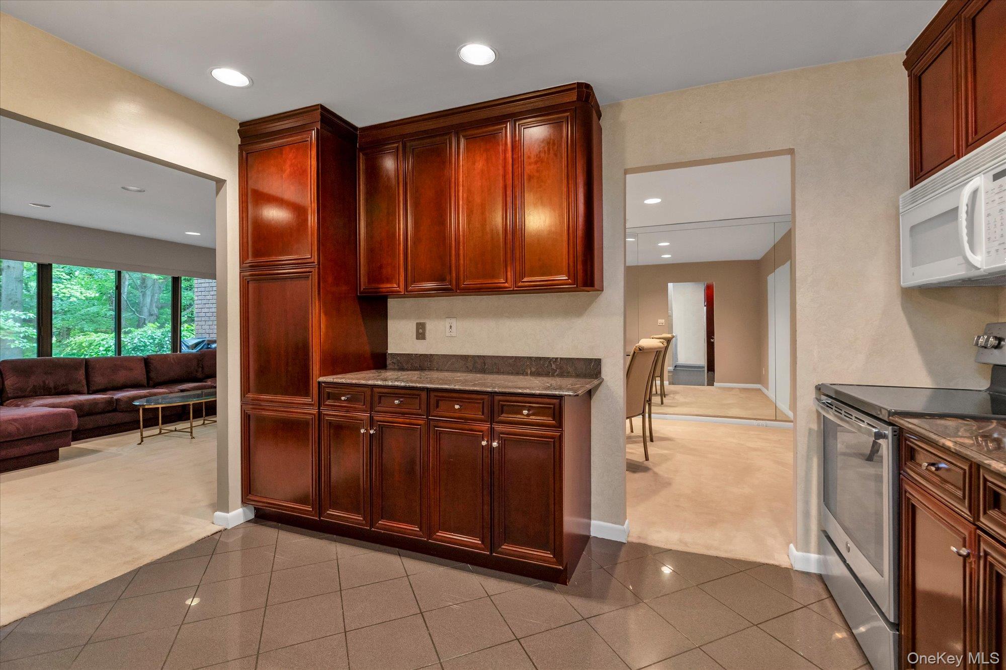 41 Spring Hollow