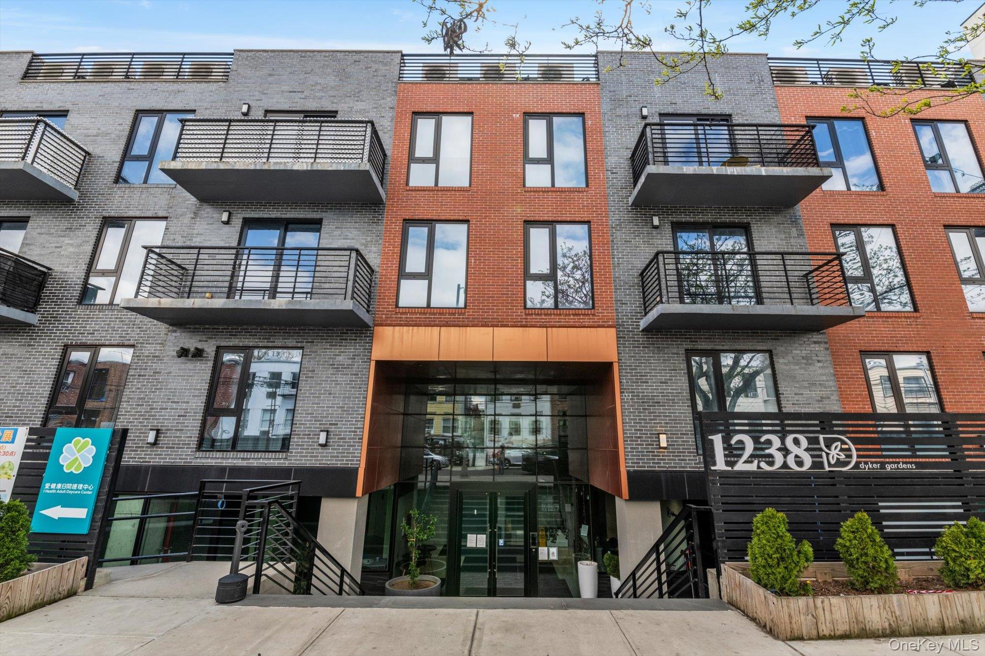 1238 63rd Street Unit: D224