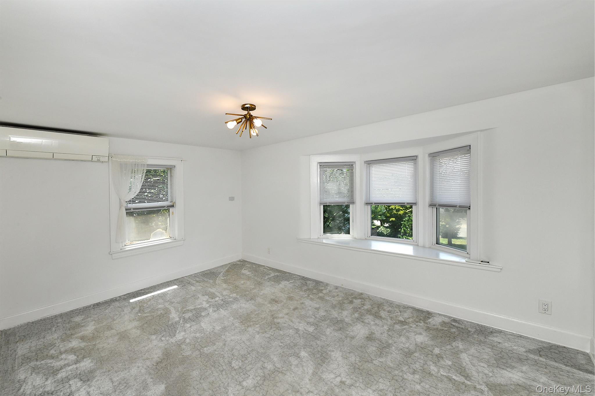 21 S Washington Street